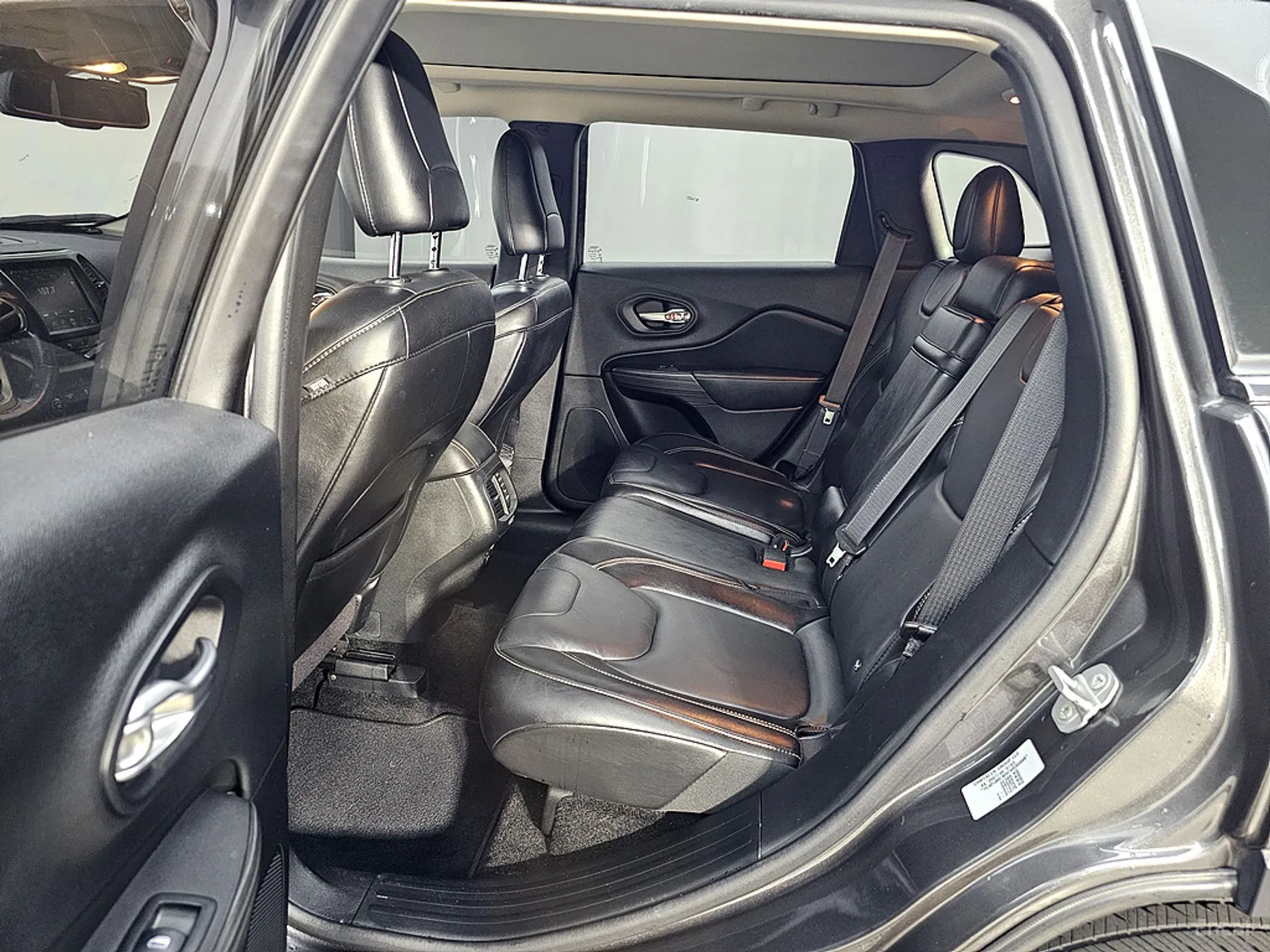 Jeep Cherokee (KL) превью 9