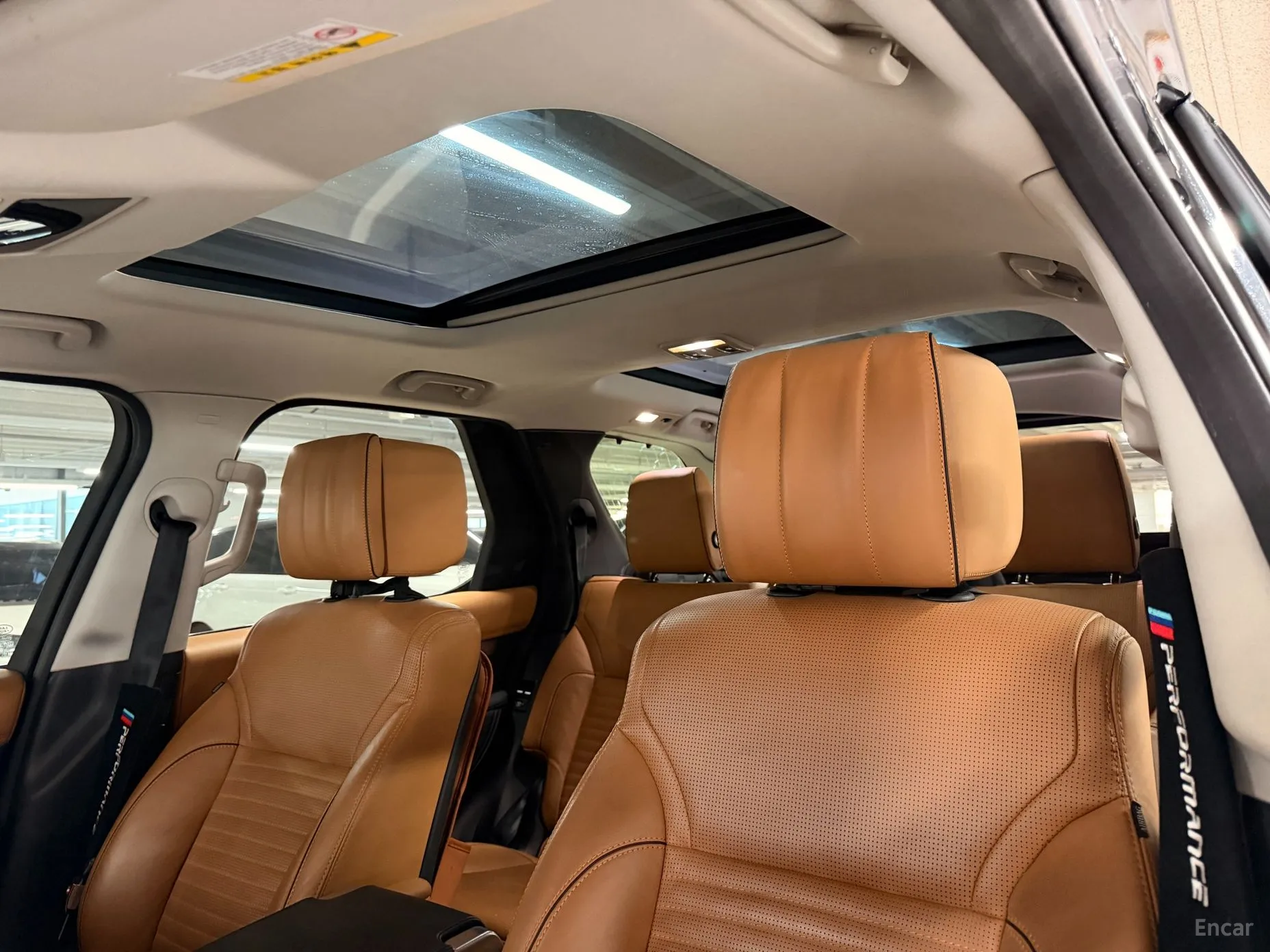 Land Rover Discovery 5 превью 16