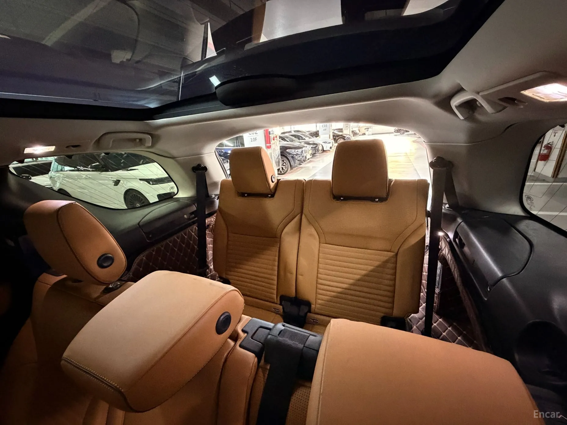 Land Rover Discovery 5 превью 18