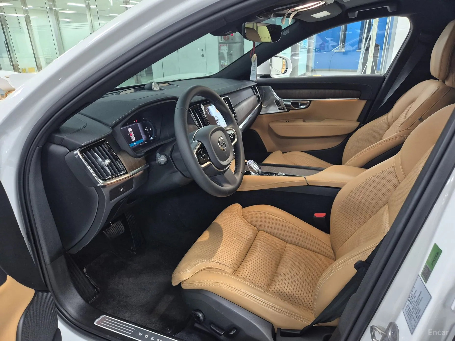 Volvo S90 превью 13