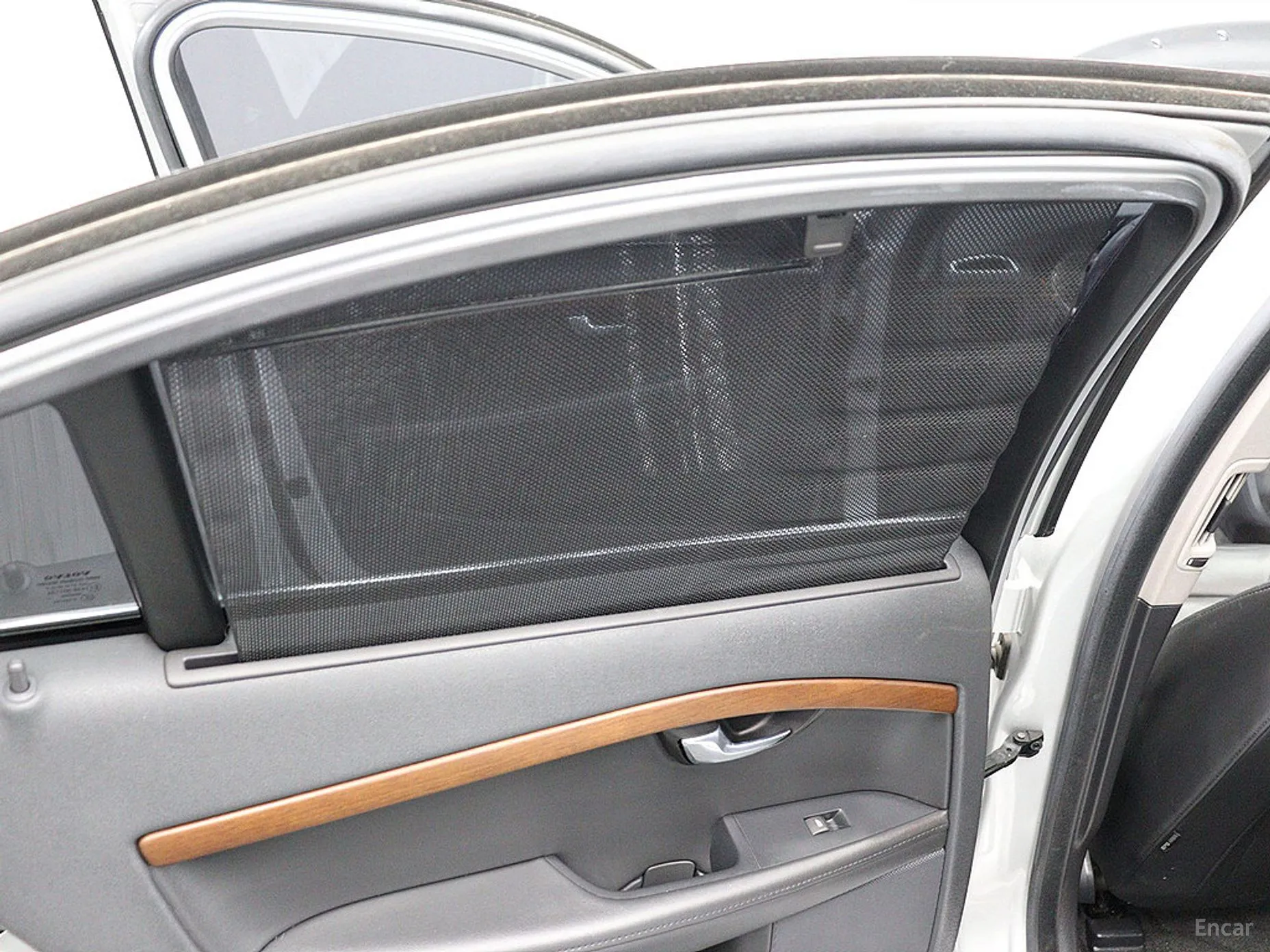 Volvo S80 превью 13