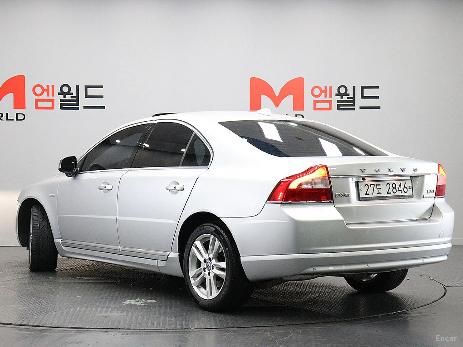 Volvo S80 превью 4