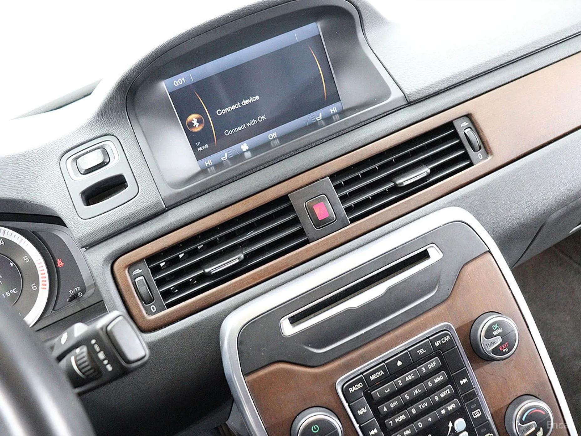 Volvo S80 превью 8