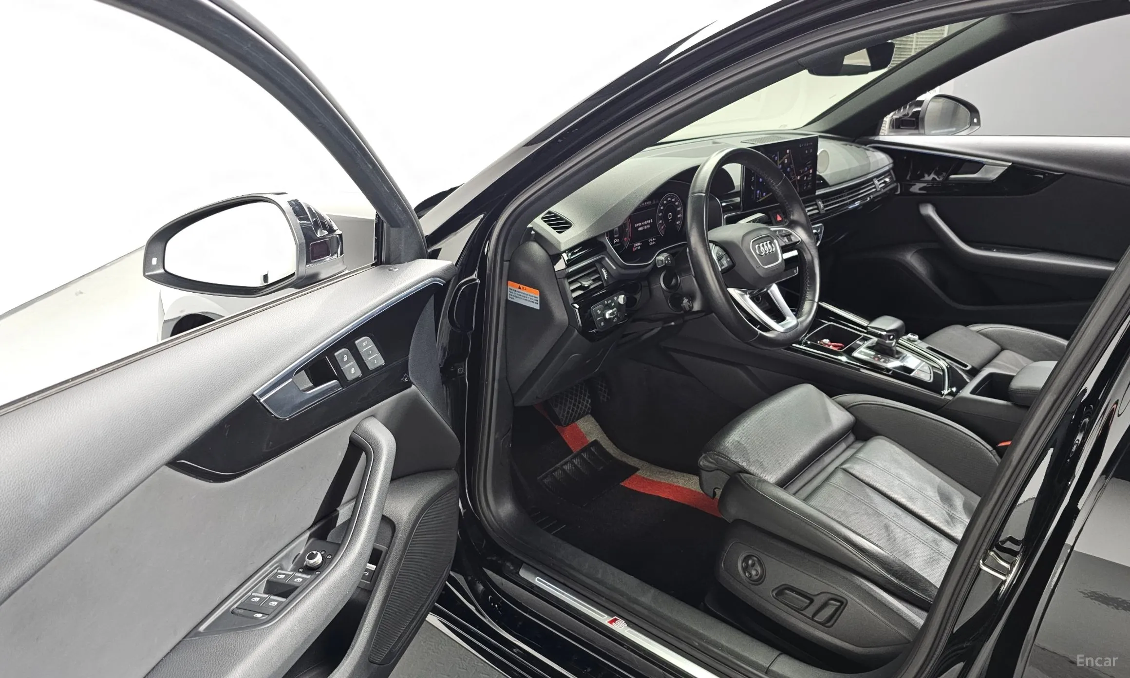 Audi A4 (B9) превью 11