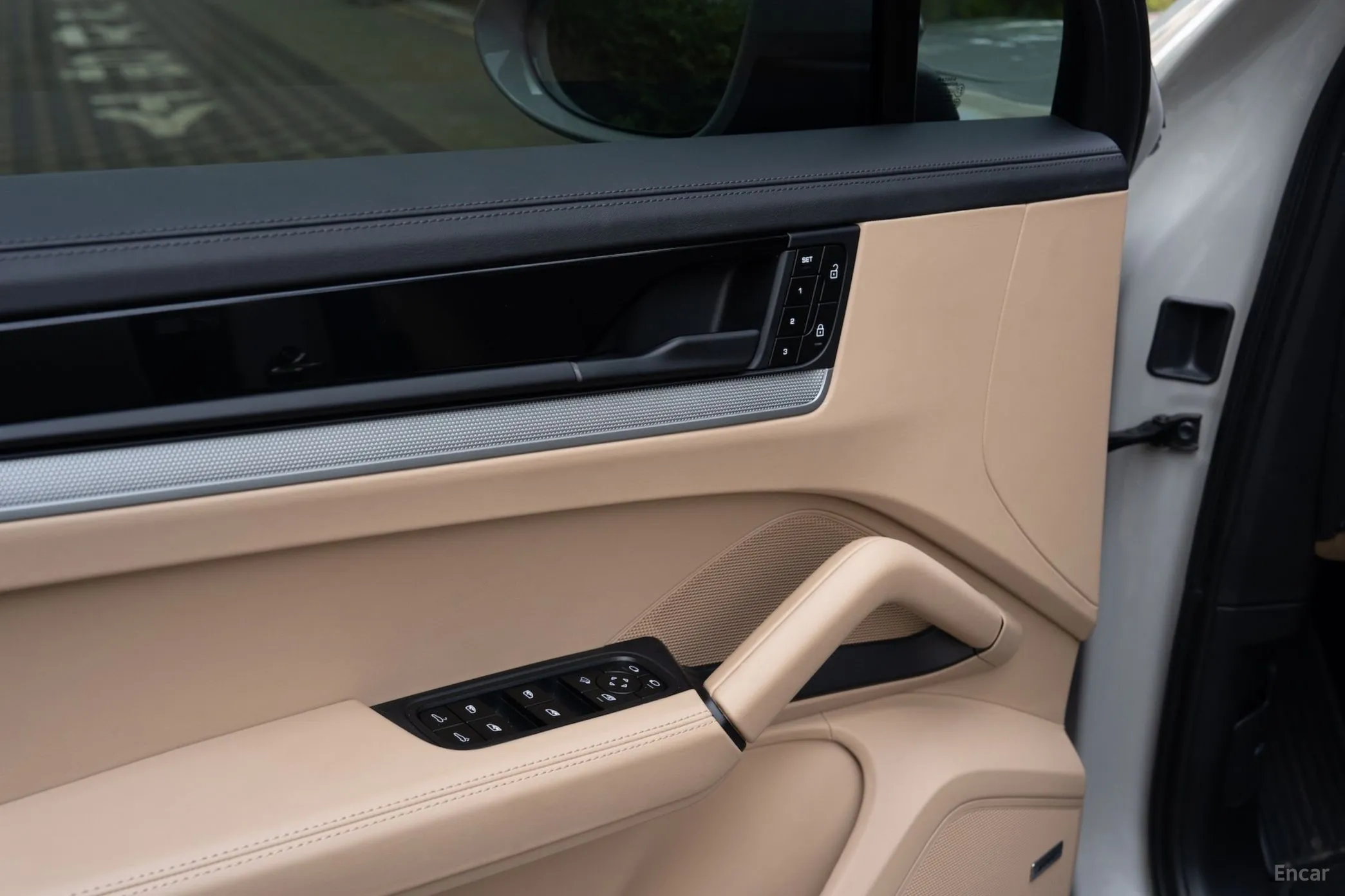 Porsche Cayenne (PO536) превью 11