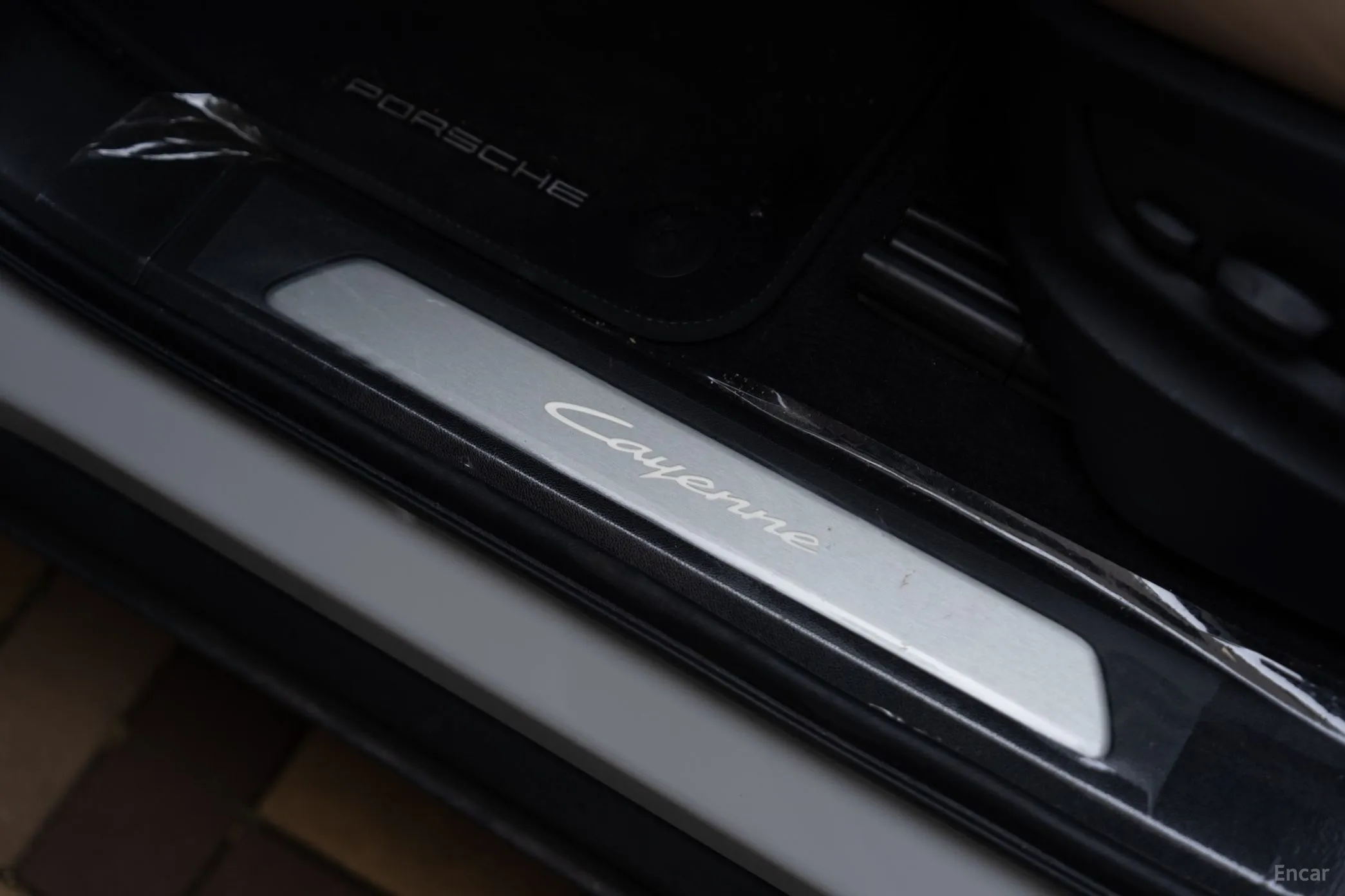 Porsche Cayenne (PO536) превью 12