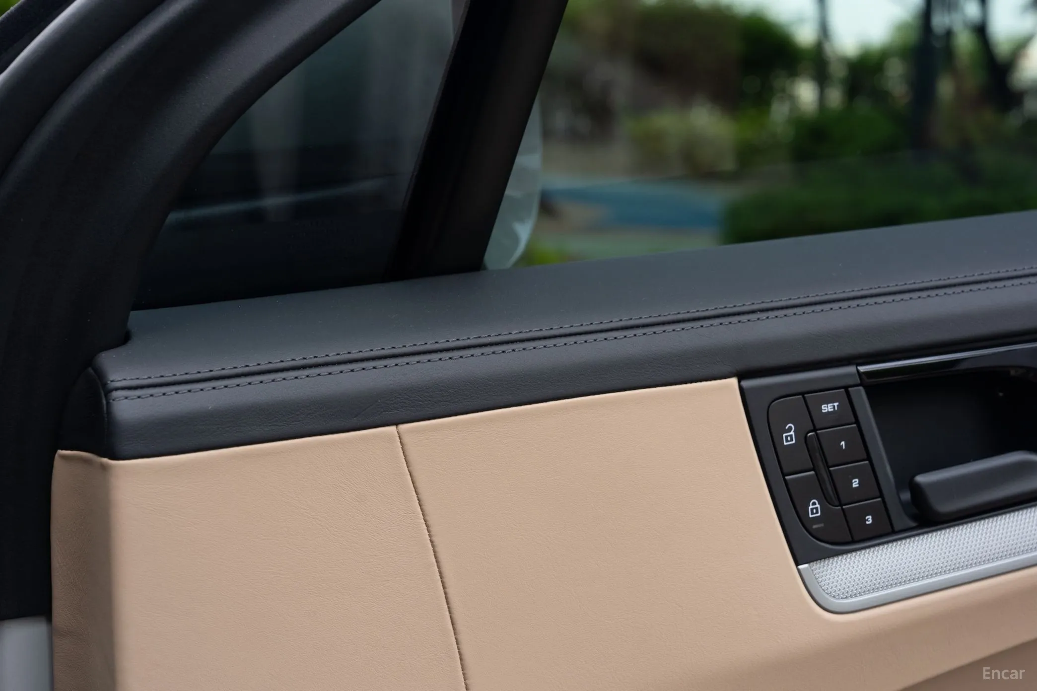Porsche Cayenne (PO536) превью 13