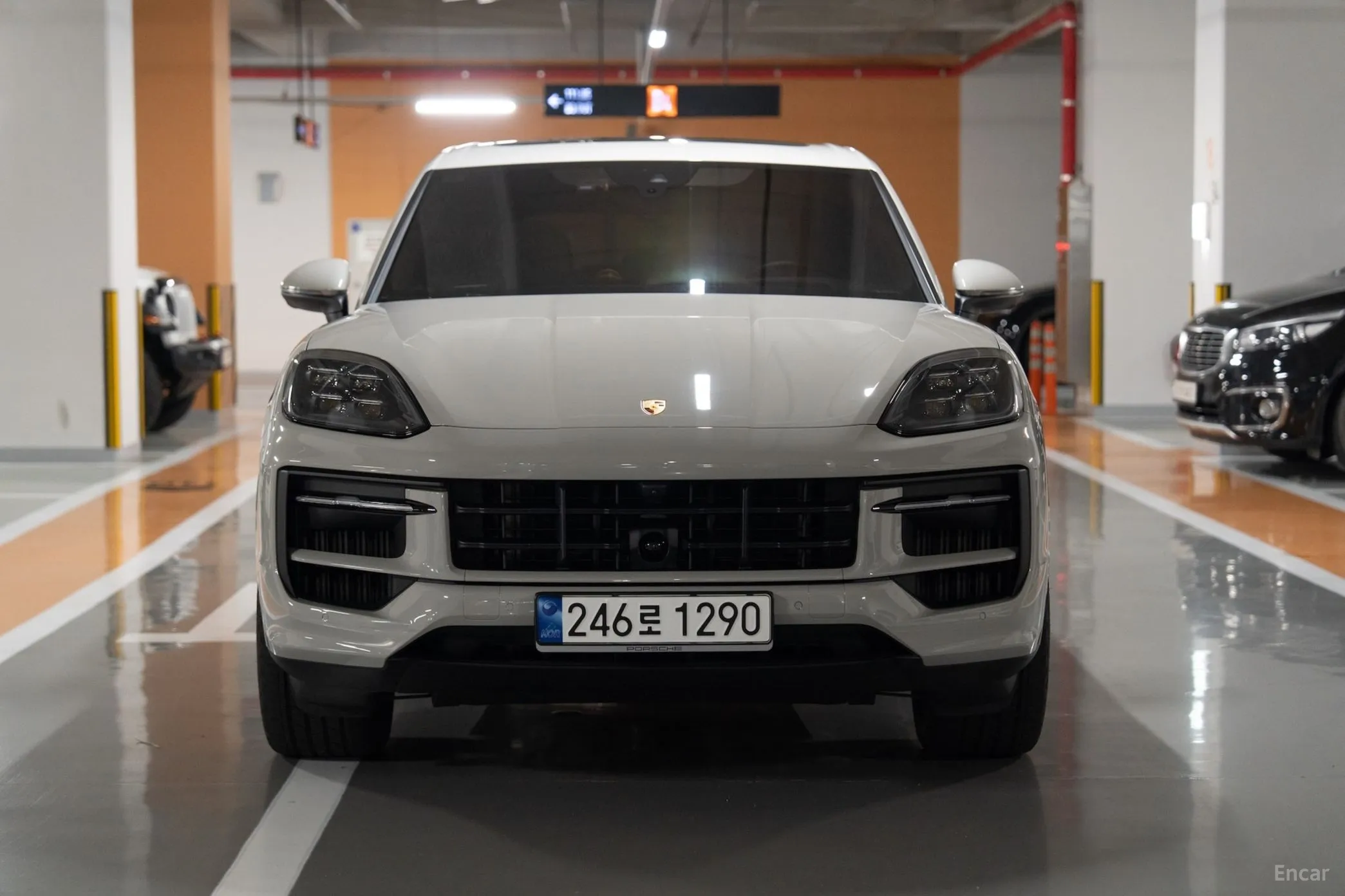 Porsche Cayenne (PO536) превью 16