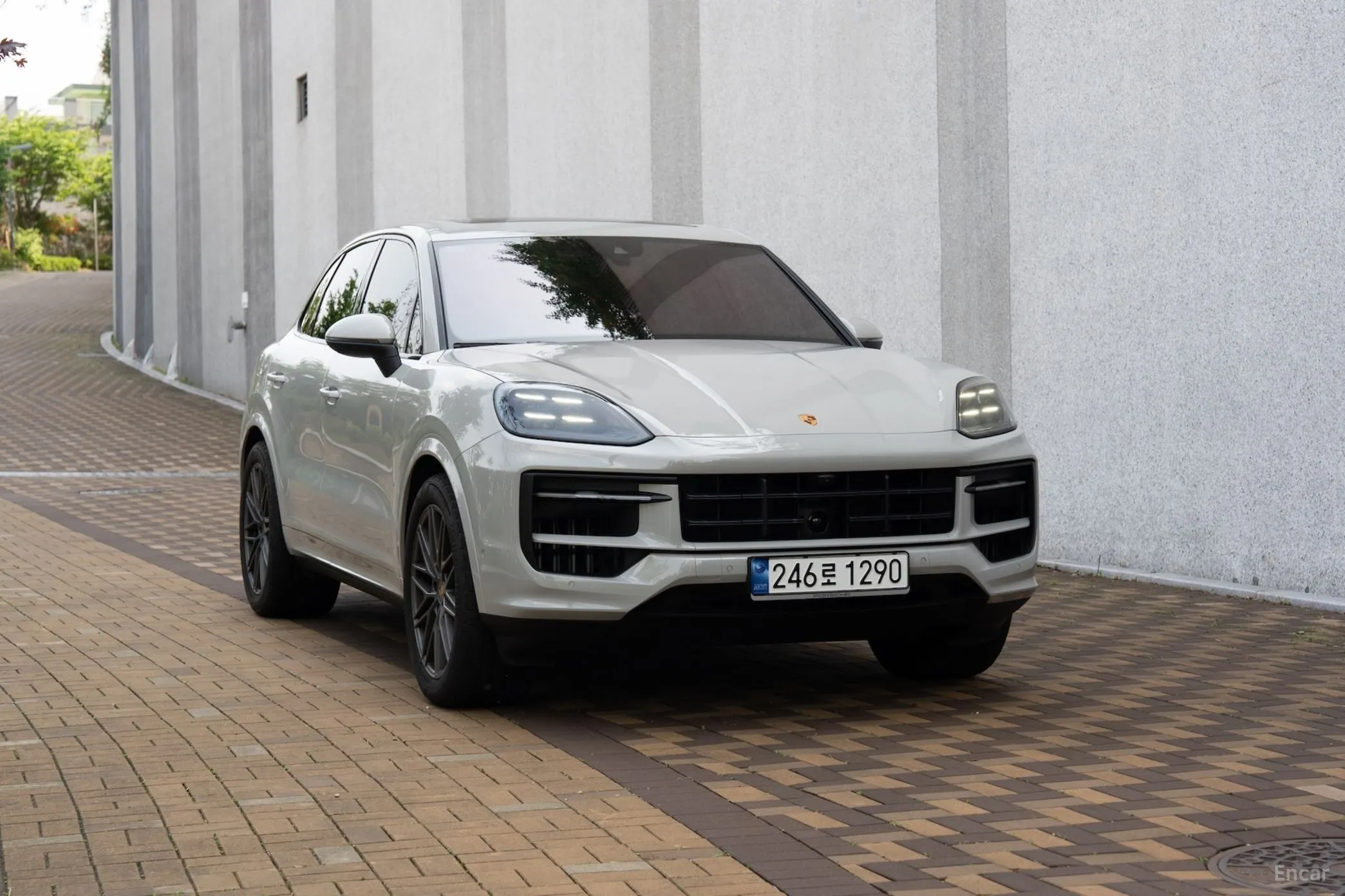 Porsche Cayenne (PO536) превью 3