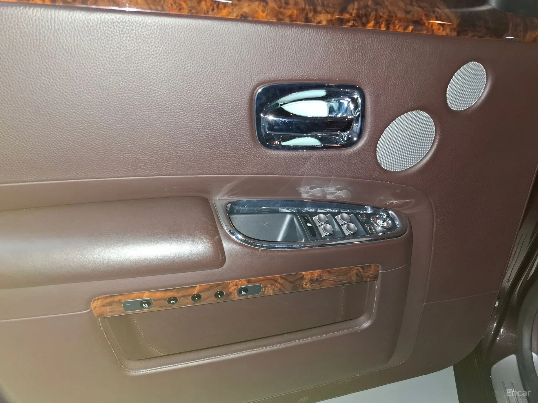 Rolls-Royce Ghost превью 18