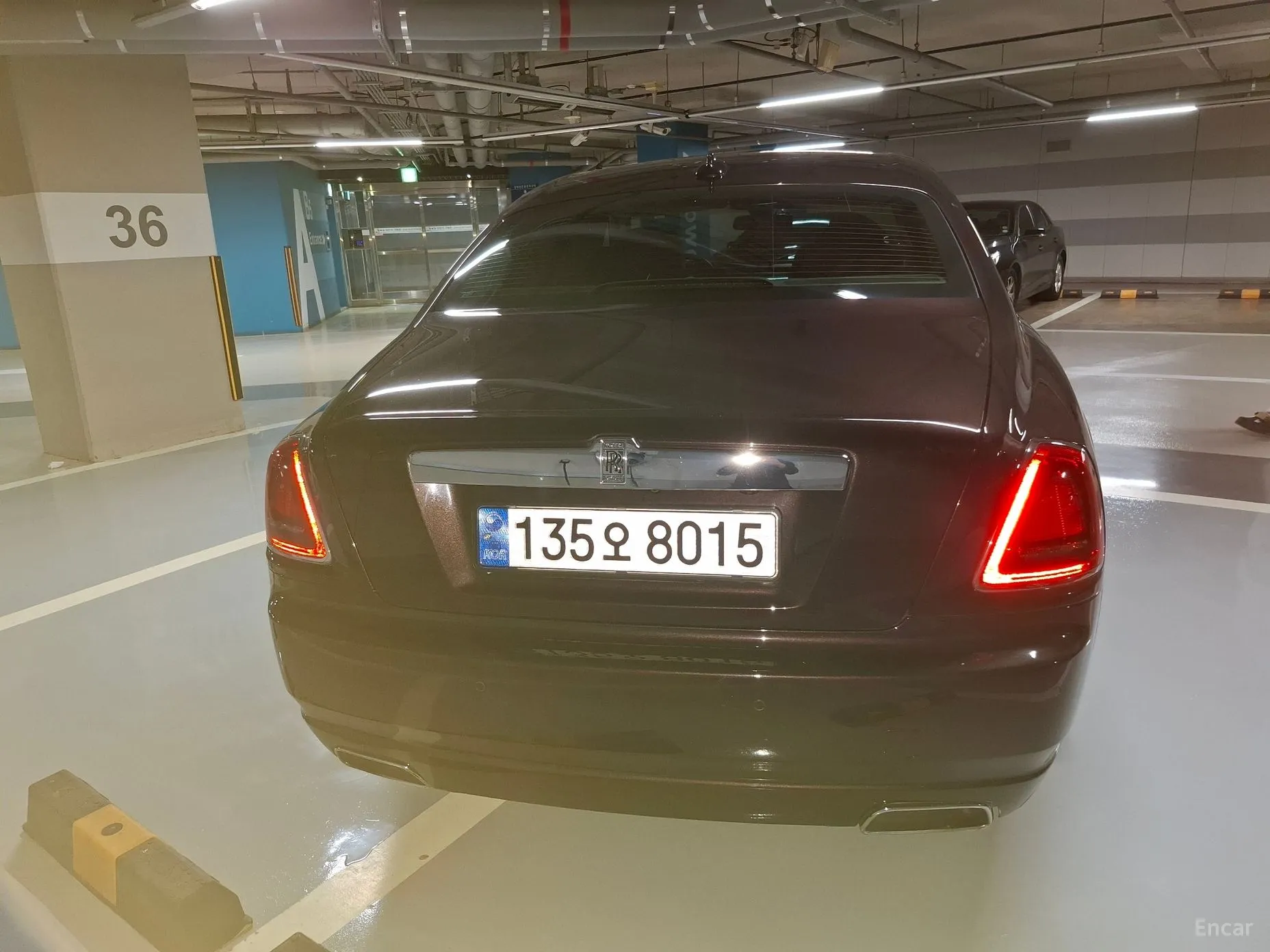 Rolls-Royce Ghost превью 4