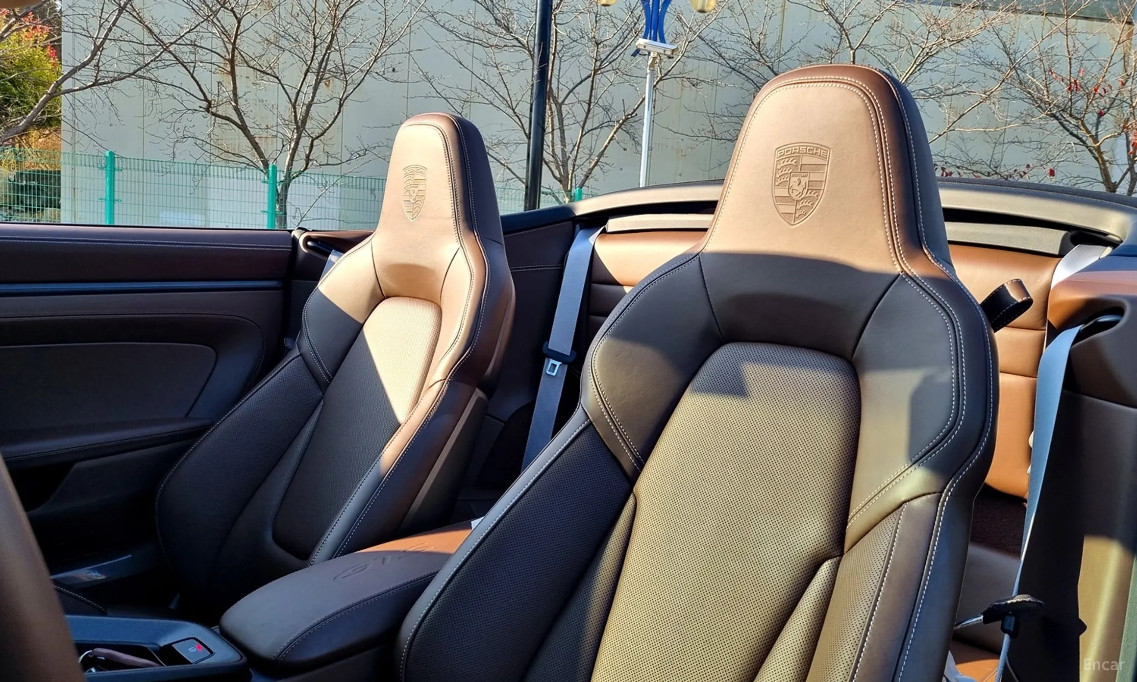 Porsche 911 (992) превью 14