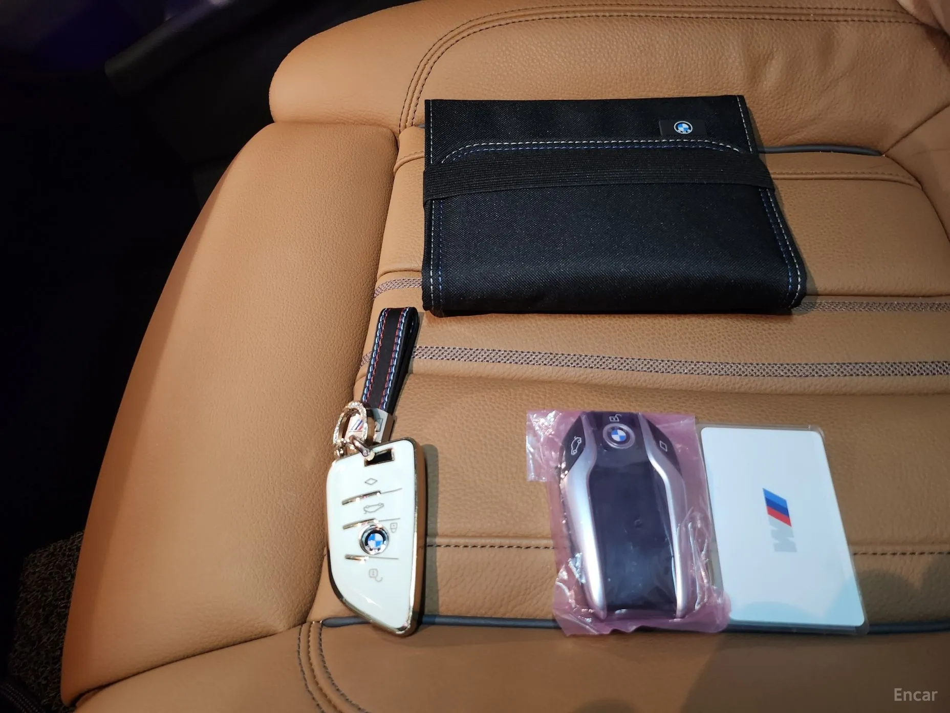 BMW 5 Series (G30) превью 15