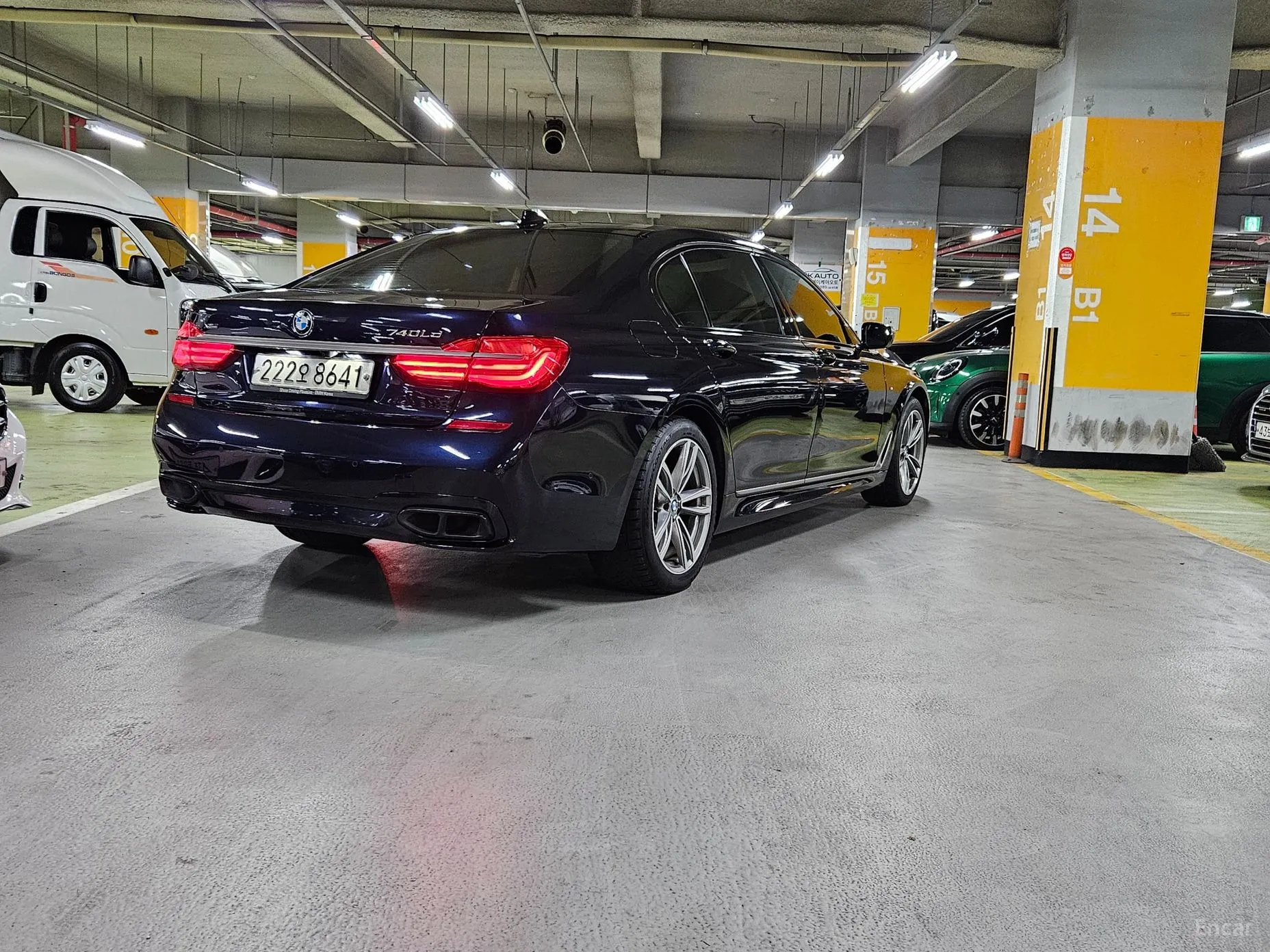 BMW 7 Series (G11)