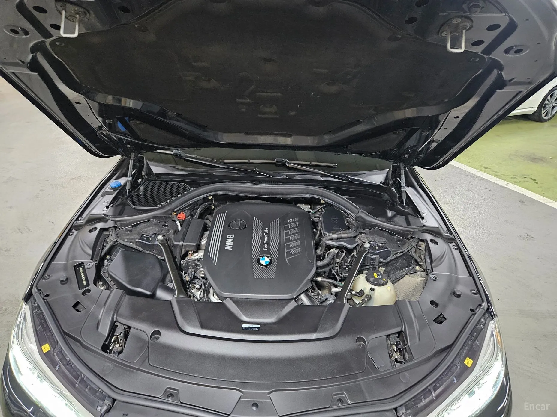 BMW 7 Series (G11) превью 6