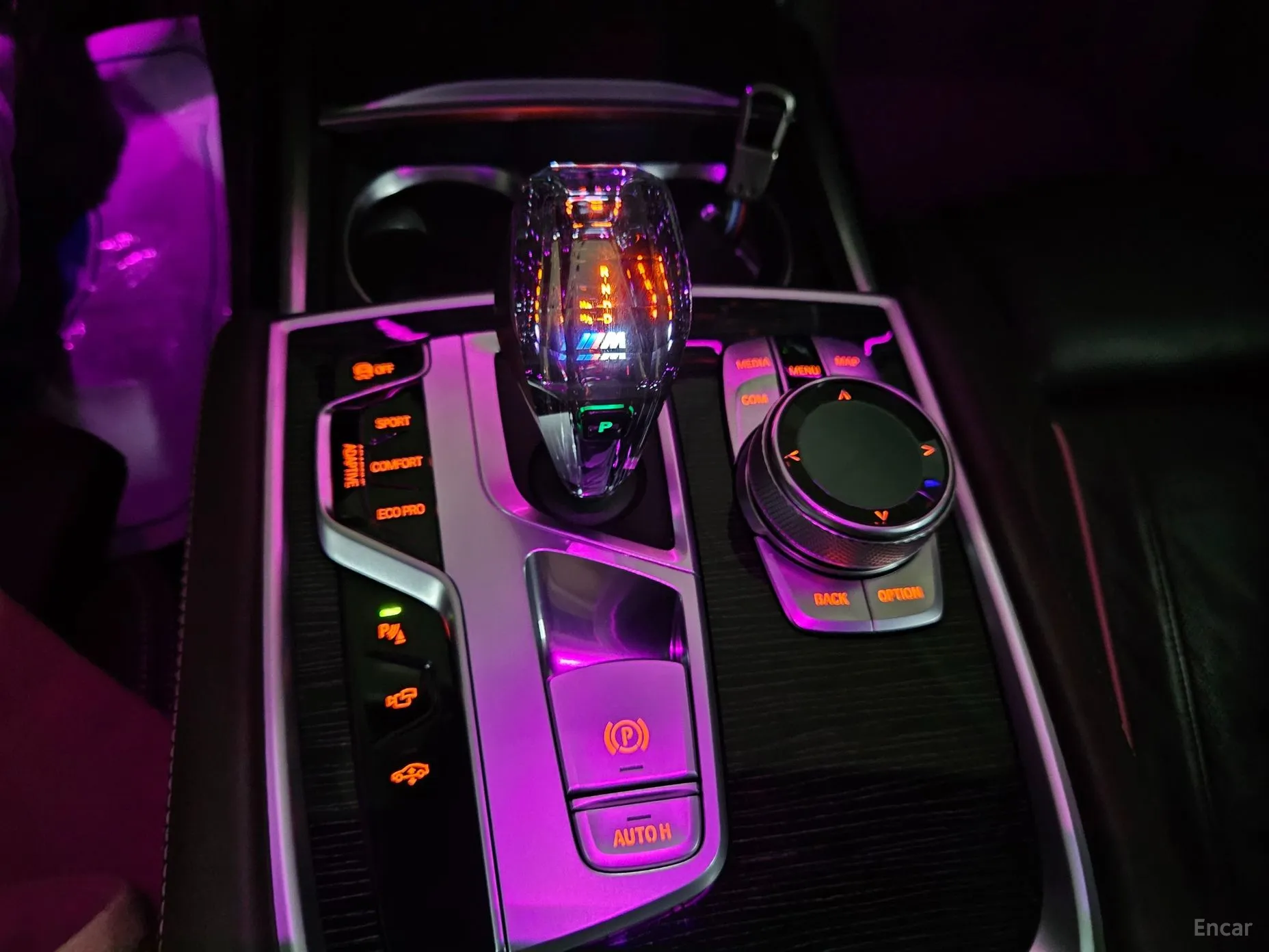 BMW 7 Series (G11) превью 9