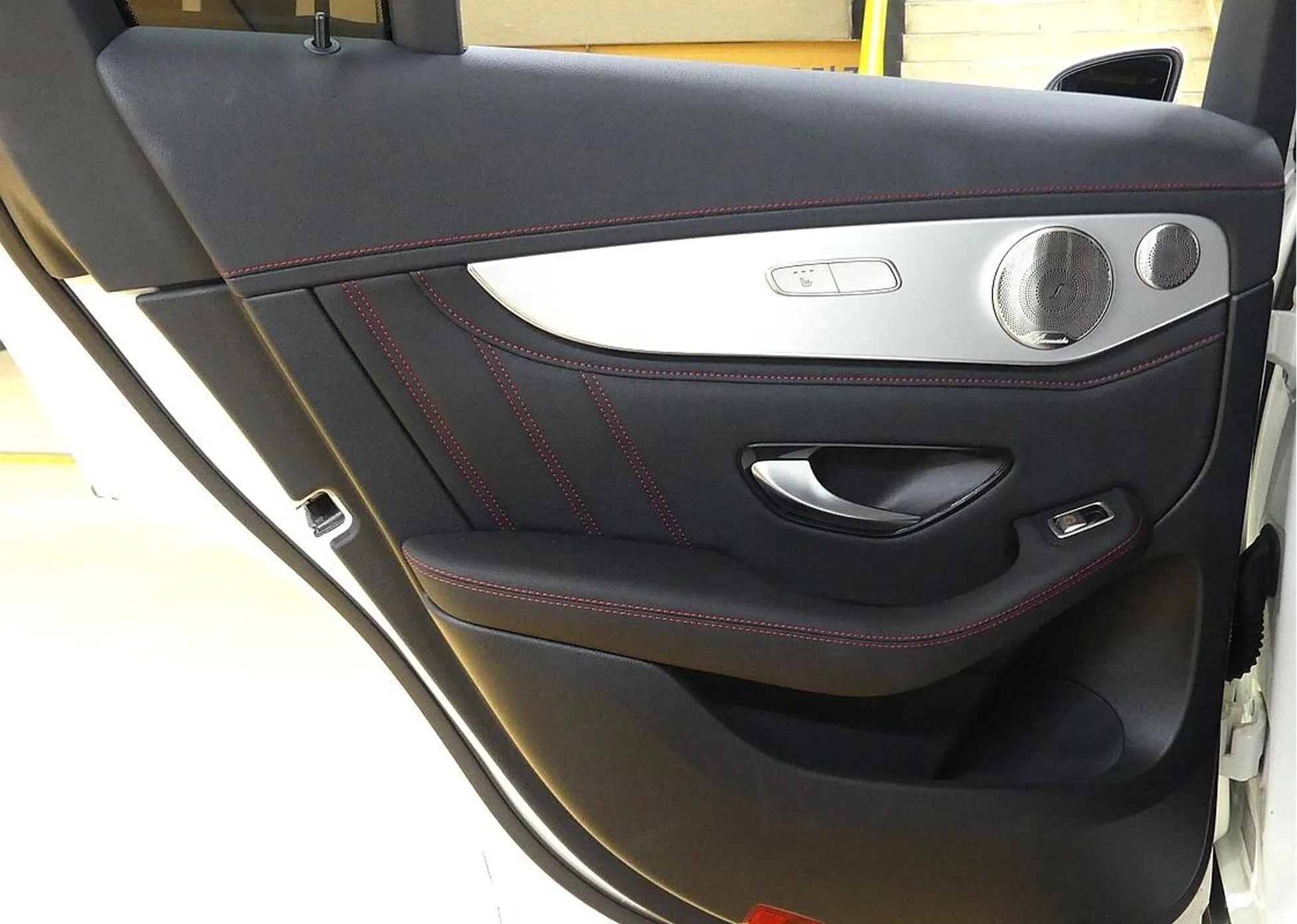 Mercedes Benz GLC-Class X253 превью 12