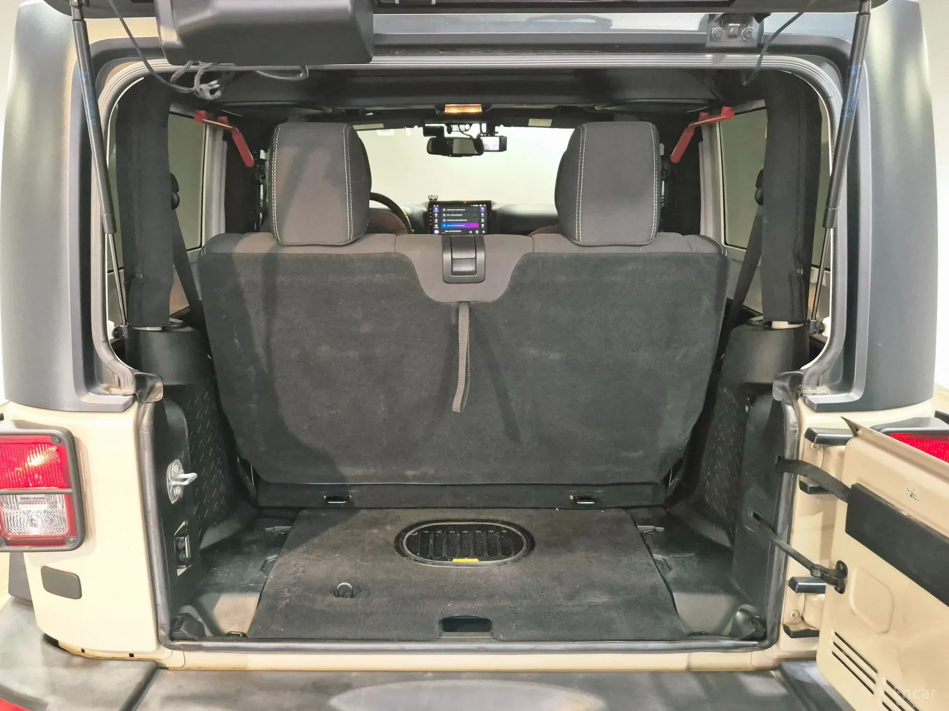 Jeep Wrangler (JK) превью 19