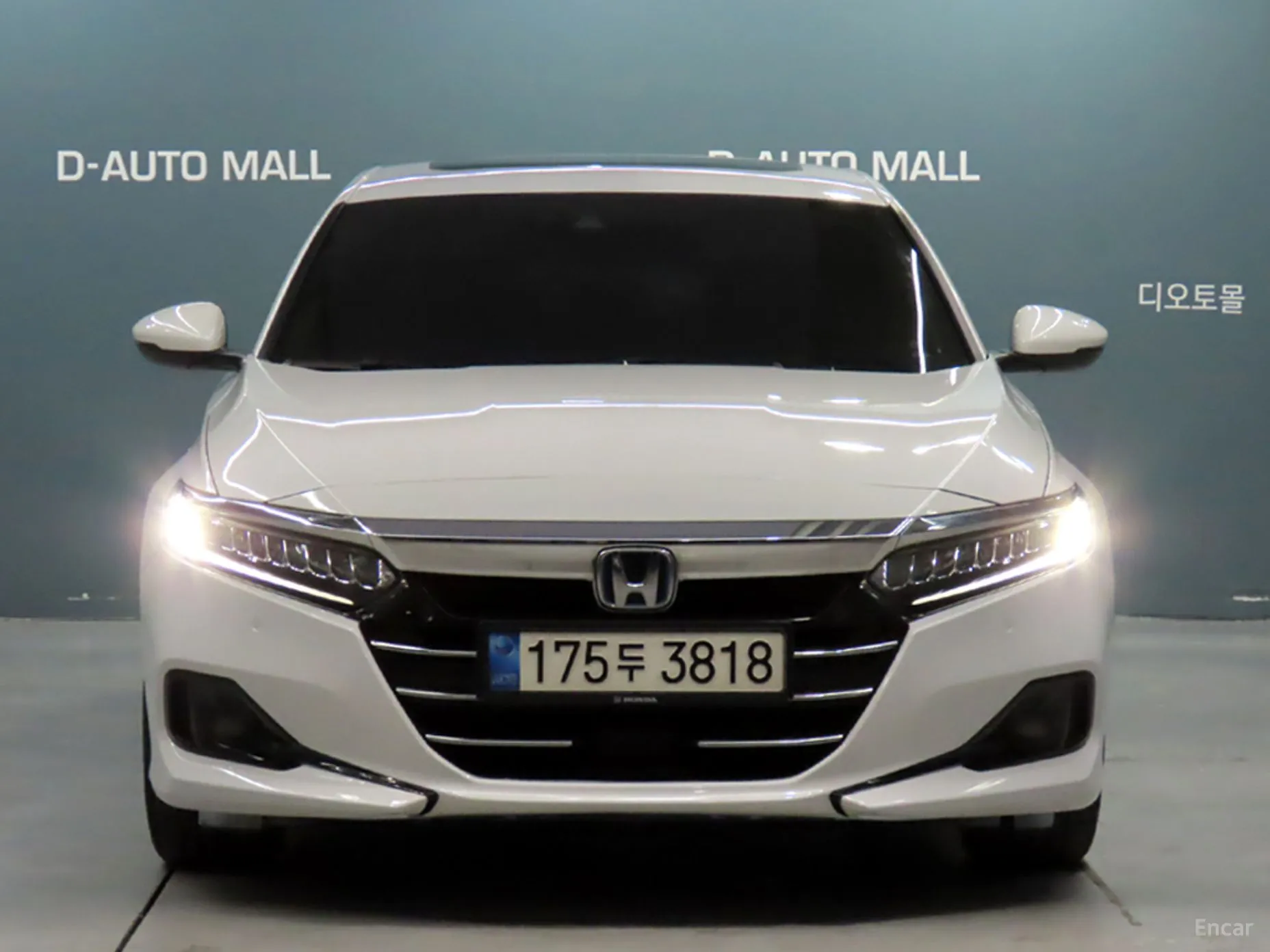 Honda Accord 10th Generation превью 3