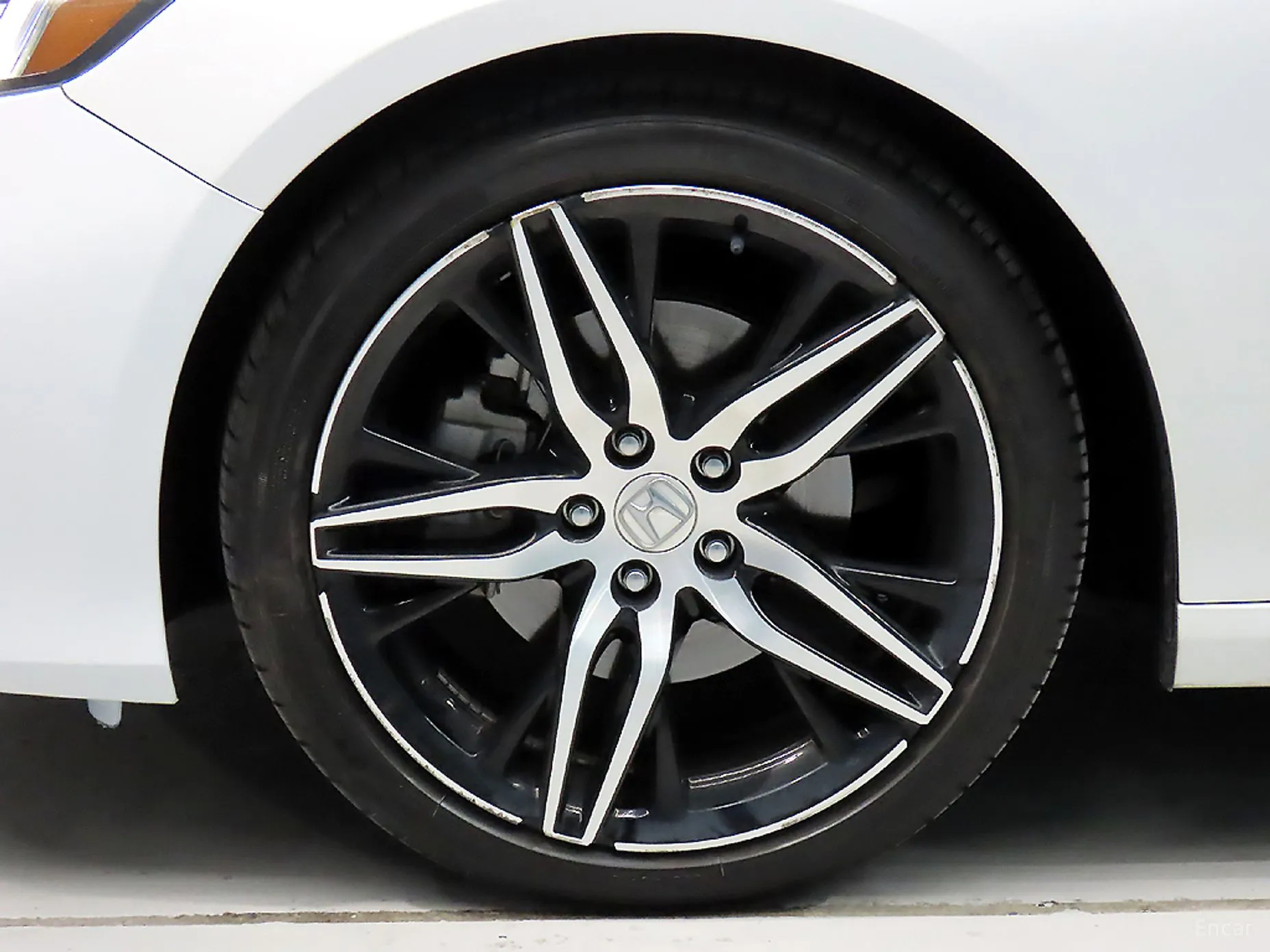 Honda Accord 10th Generation превью 5