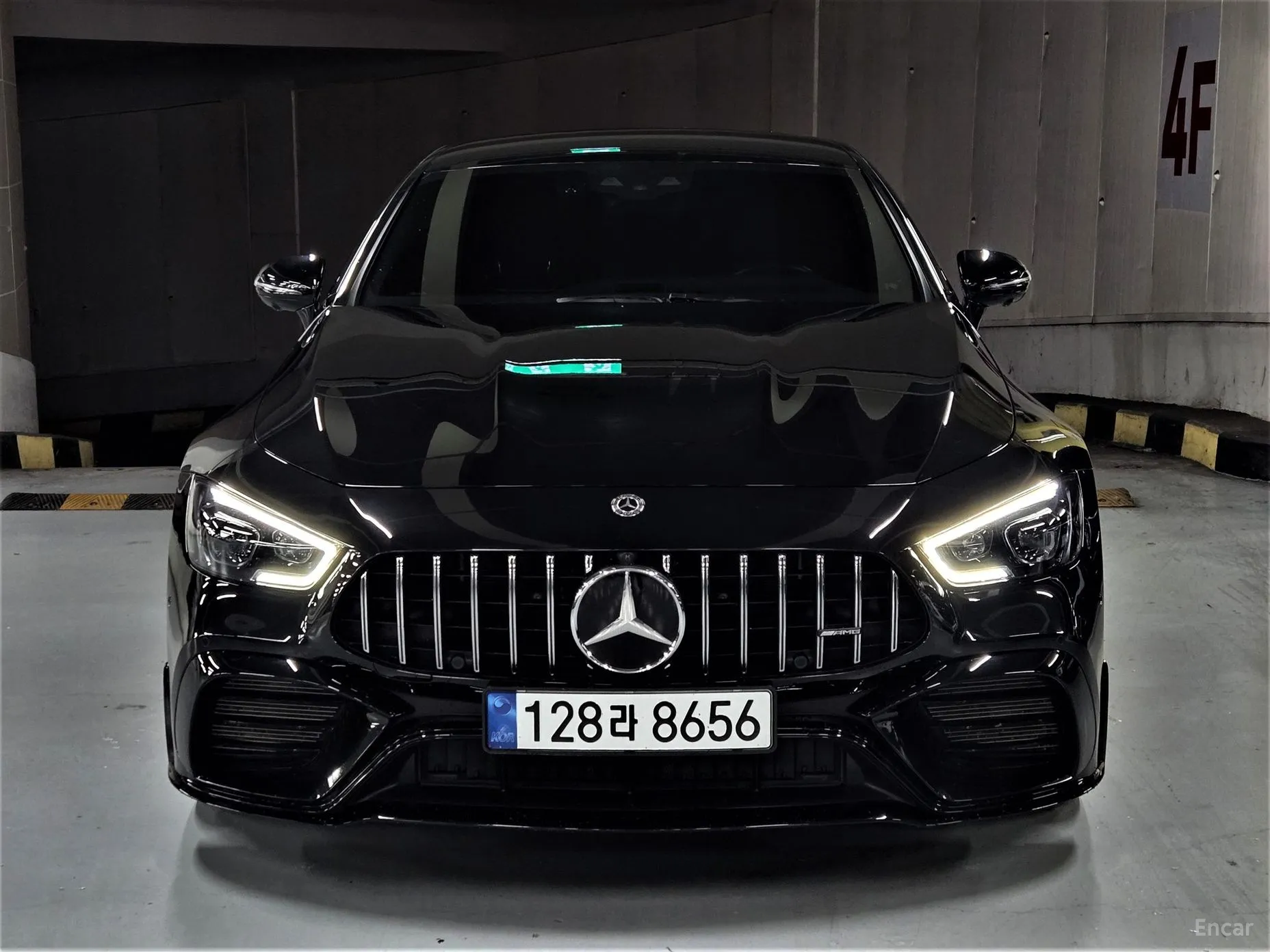 Mercedes Benz AMG GT превью 3