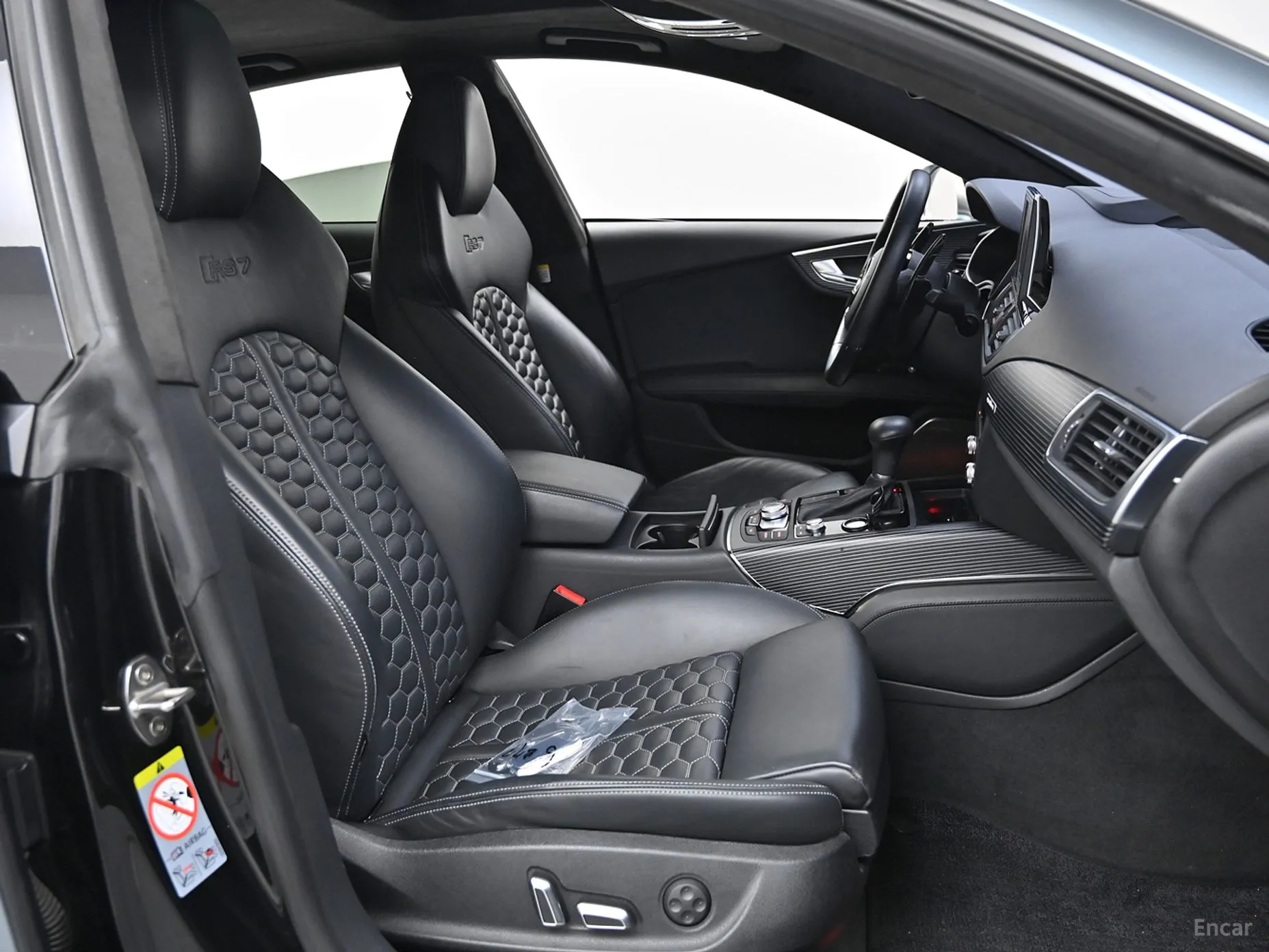 Audi RS7 превью 10