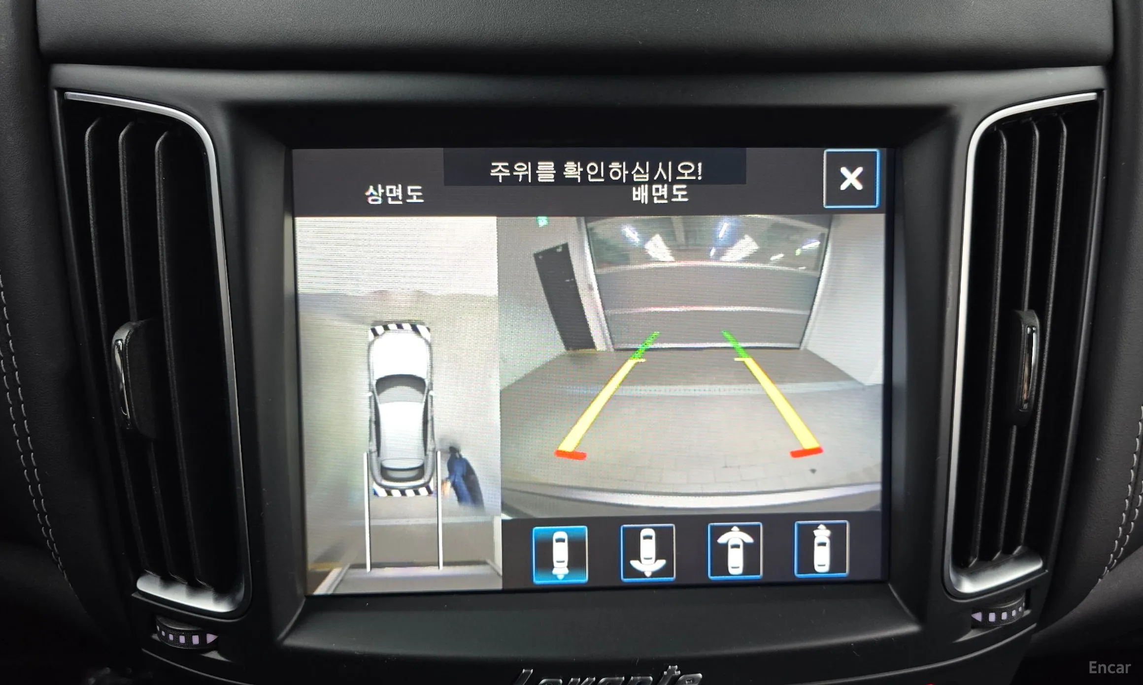 Maserati Levante превью 15