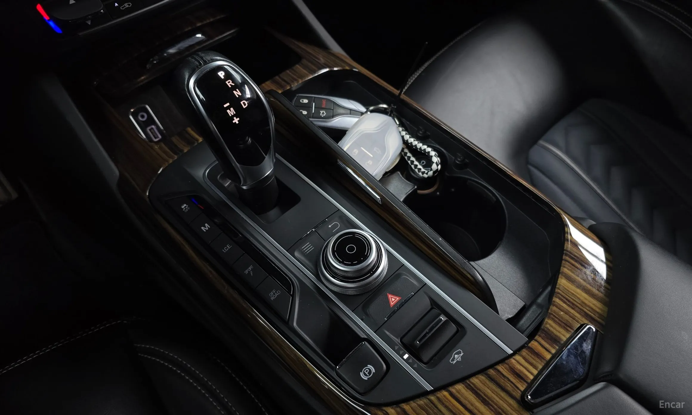 Maserati Levante превью 9