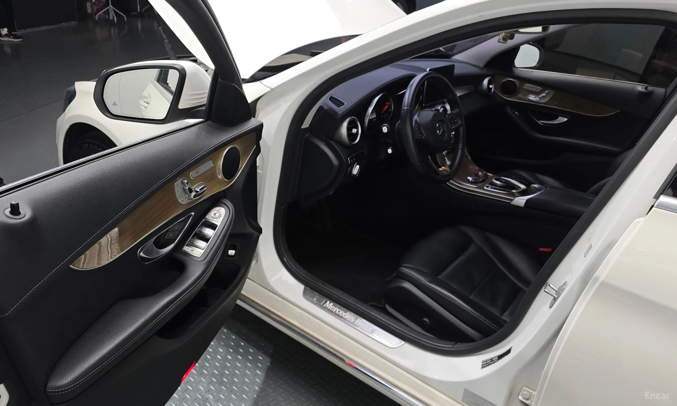 Mercedes Benz C-Class W205 превью 11