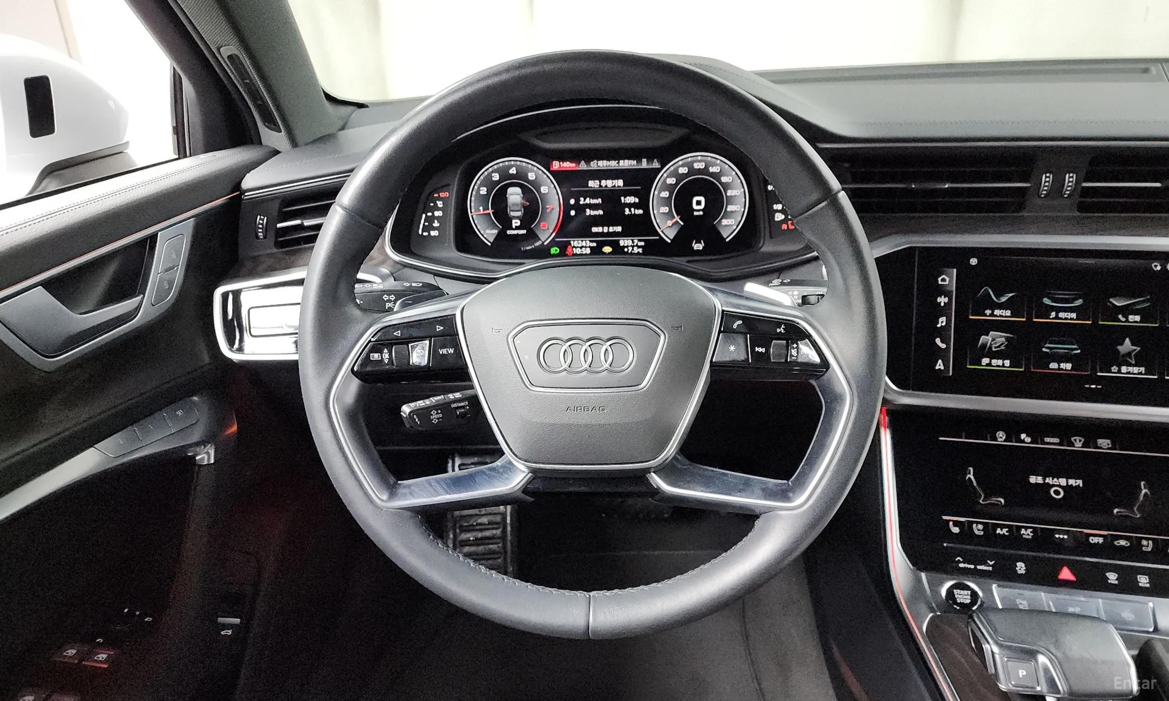 Audi A6 (C8) превью 13