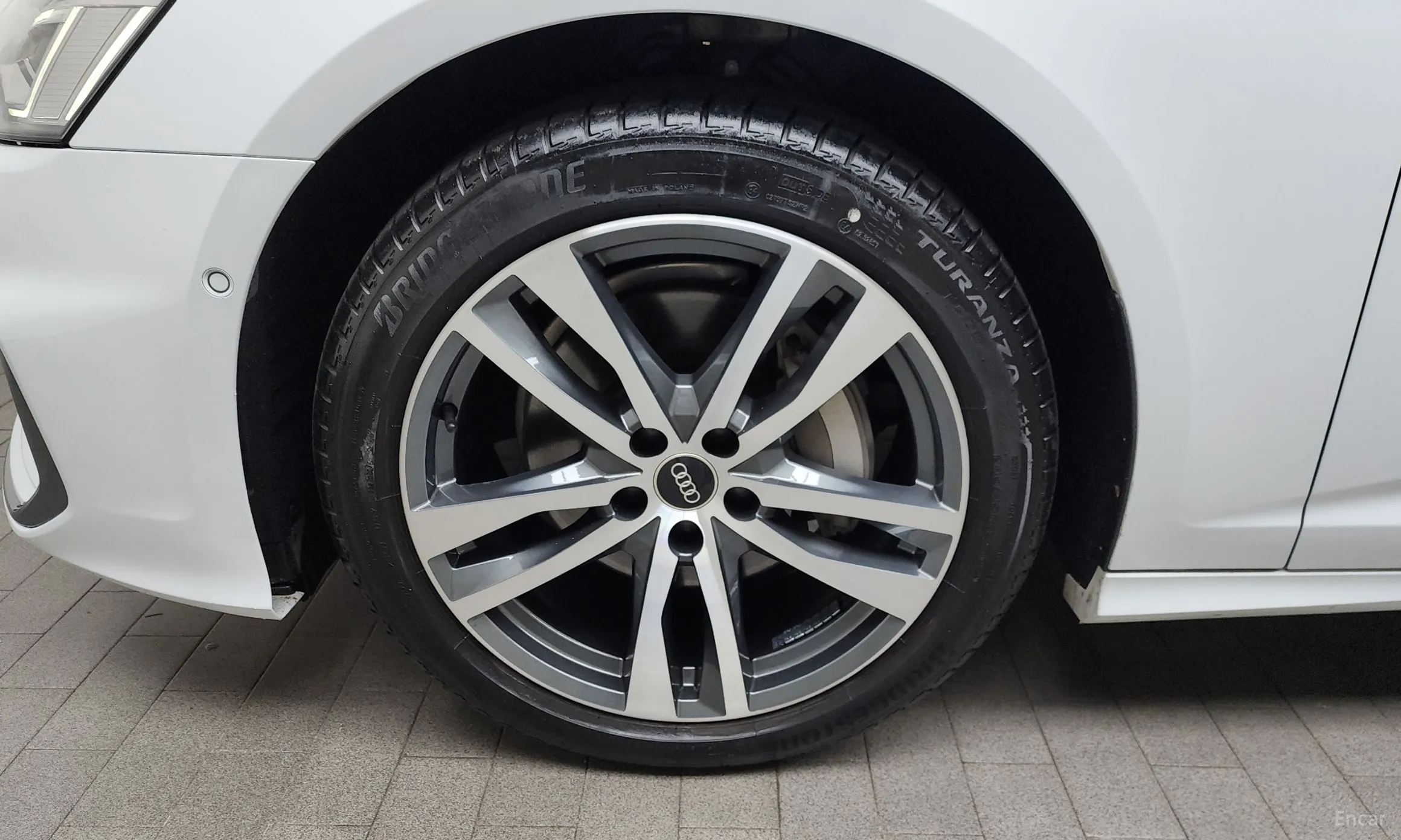 Audi A6 (C8) превью 5