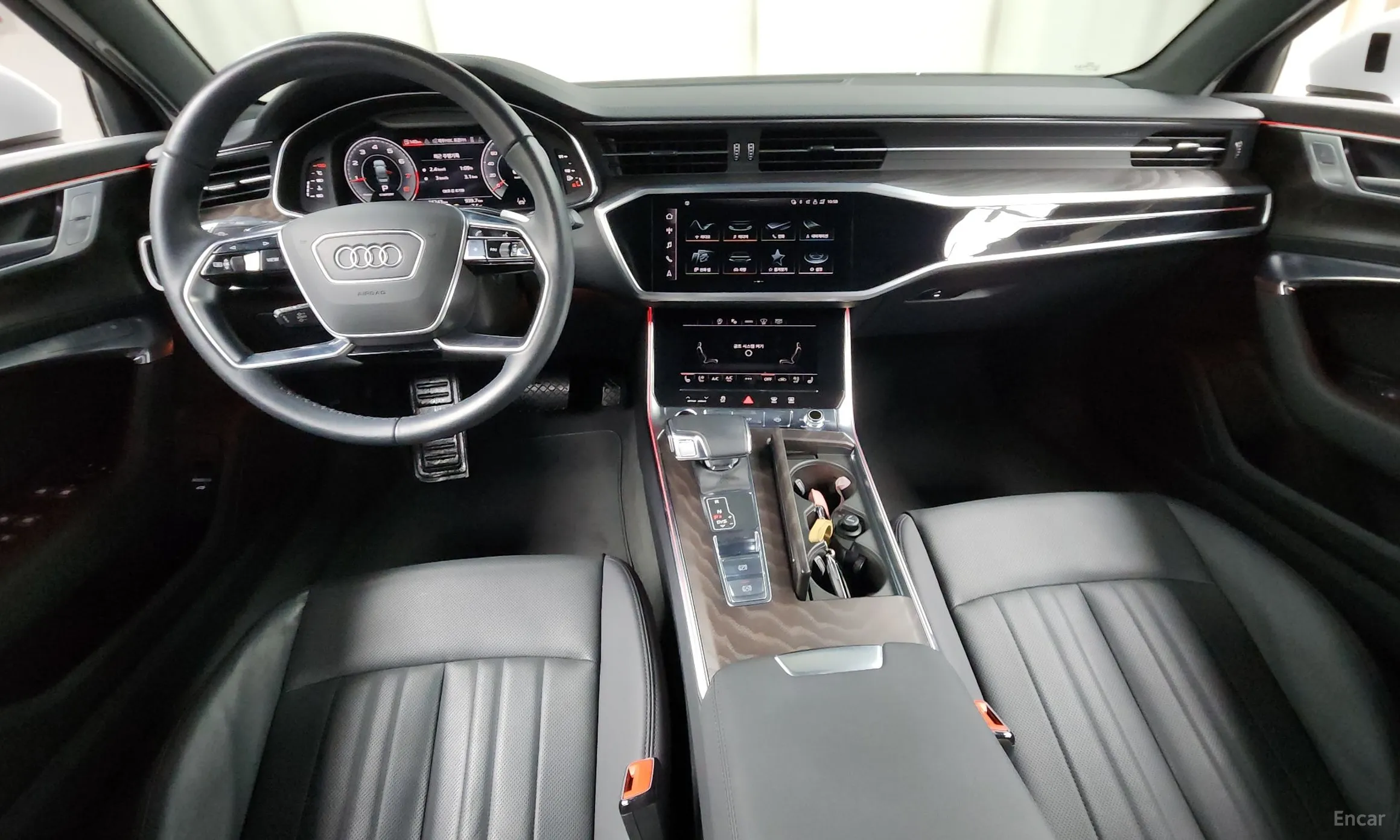 Audi A6 (C8) превью 7