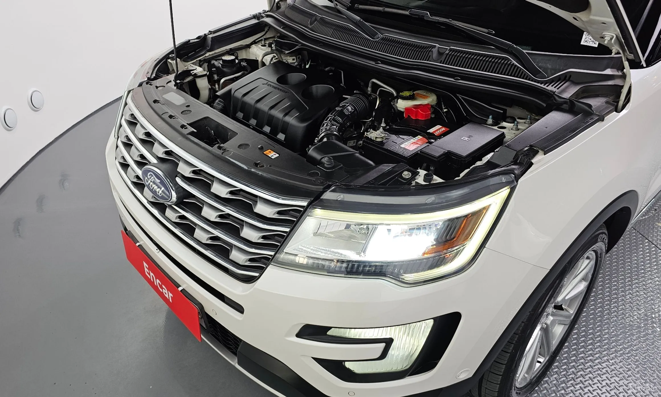 Ford Explorer превью 6