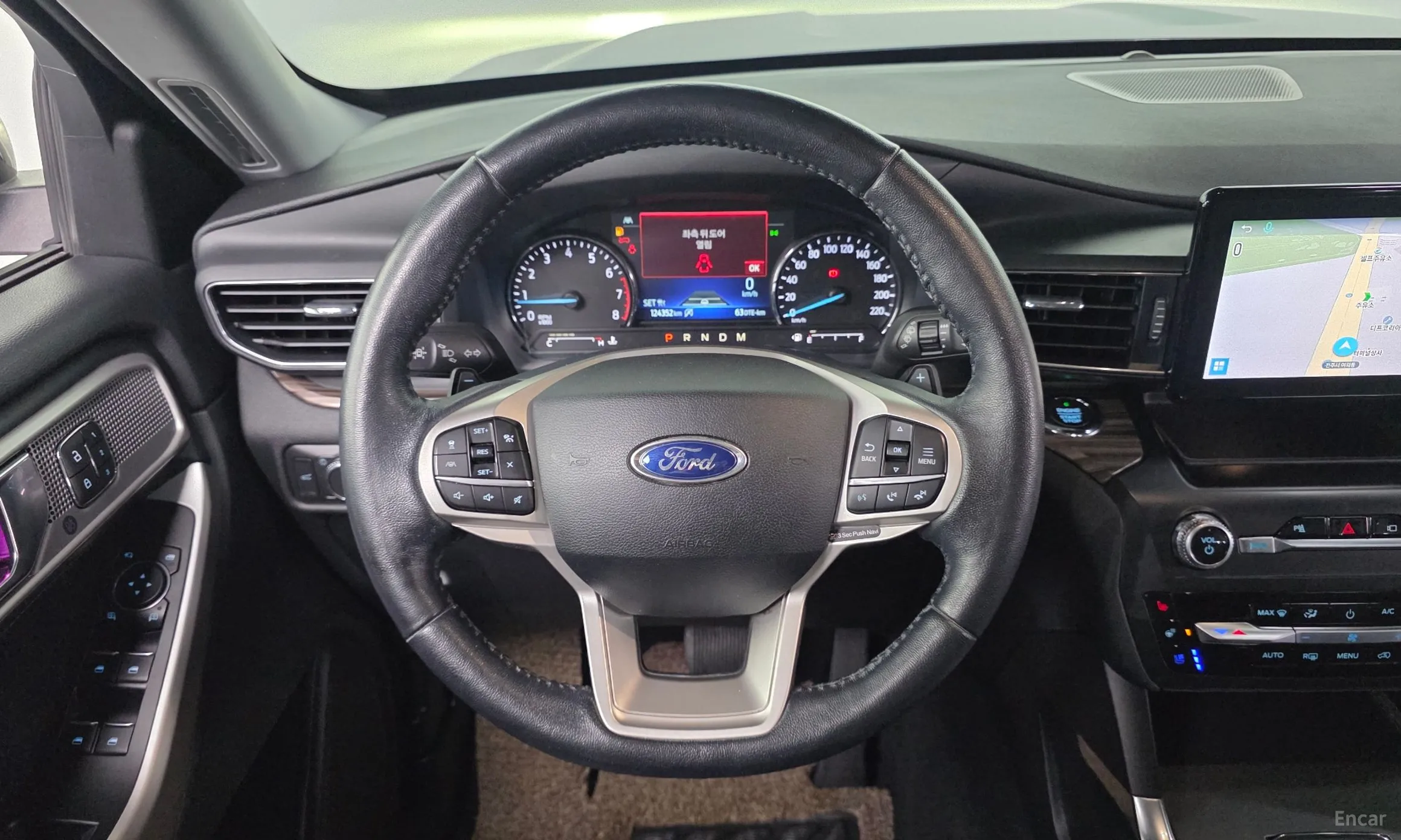 Ford Explorer 6th Generation превью 14