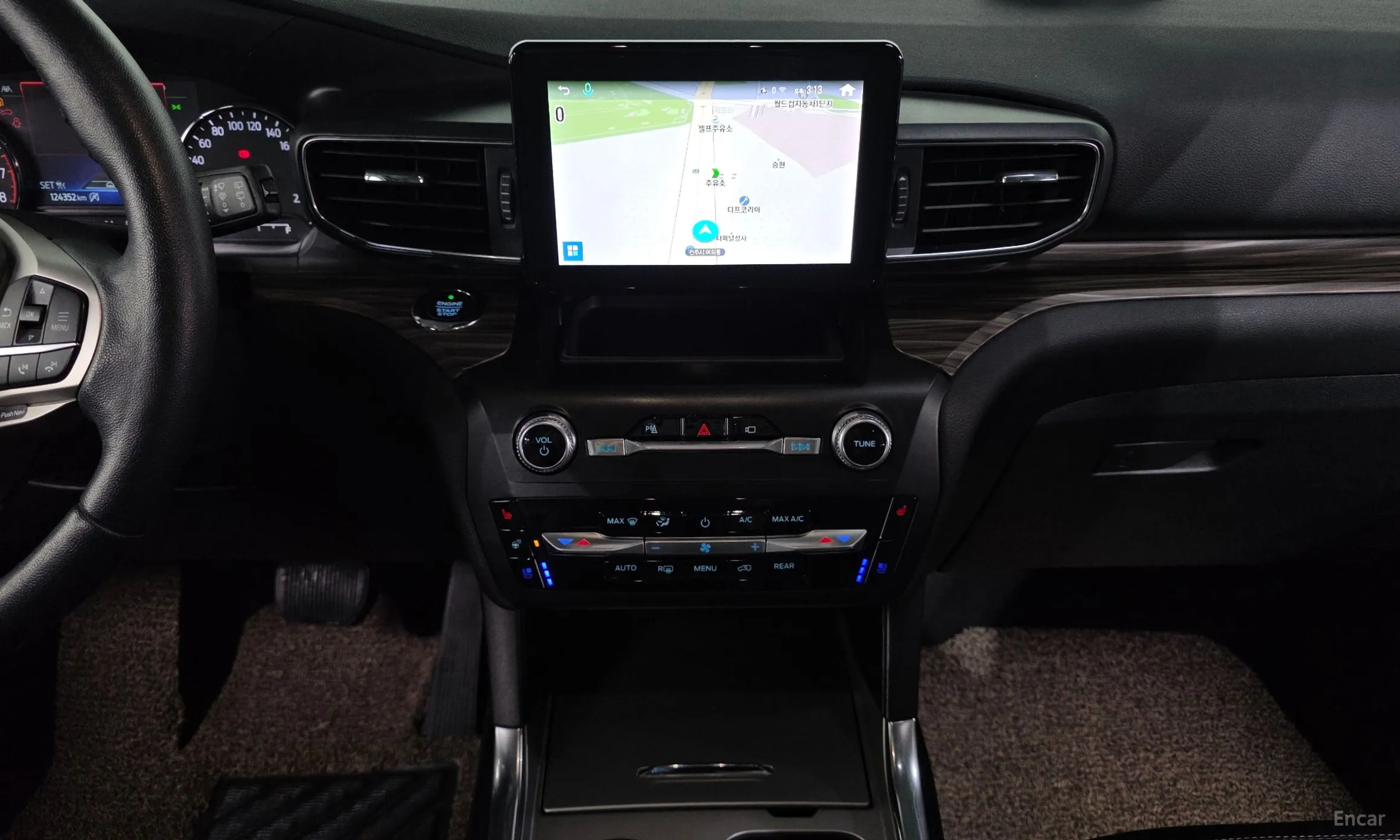 Ford Explorer 6th Generation превью 15