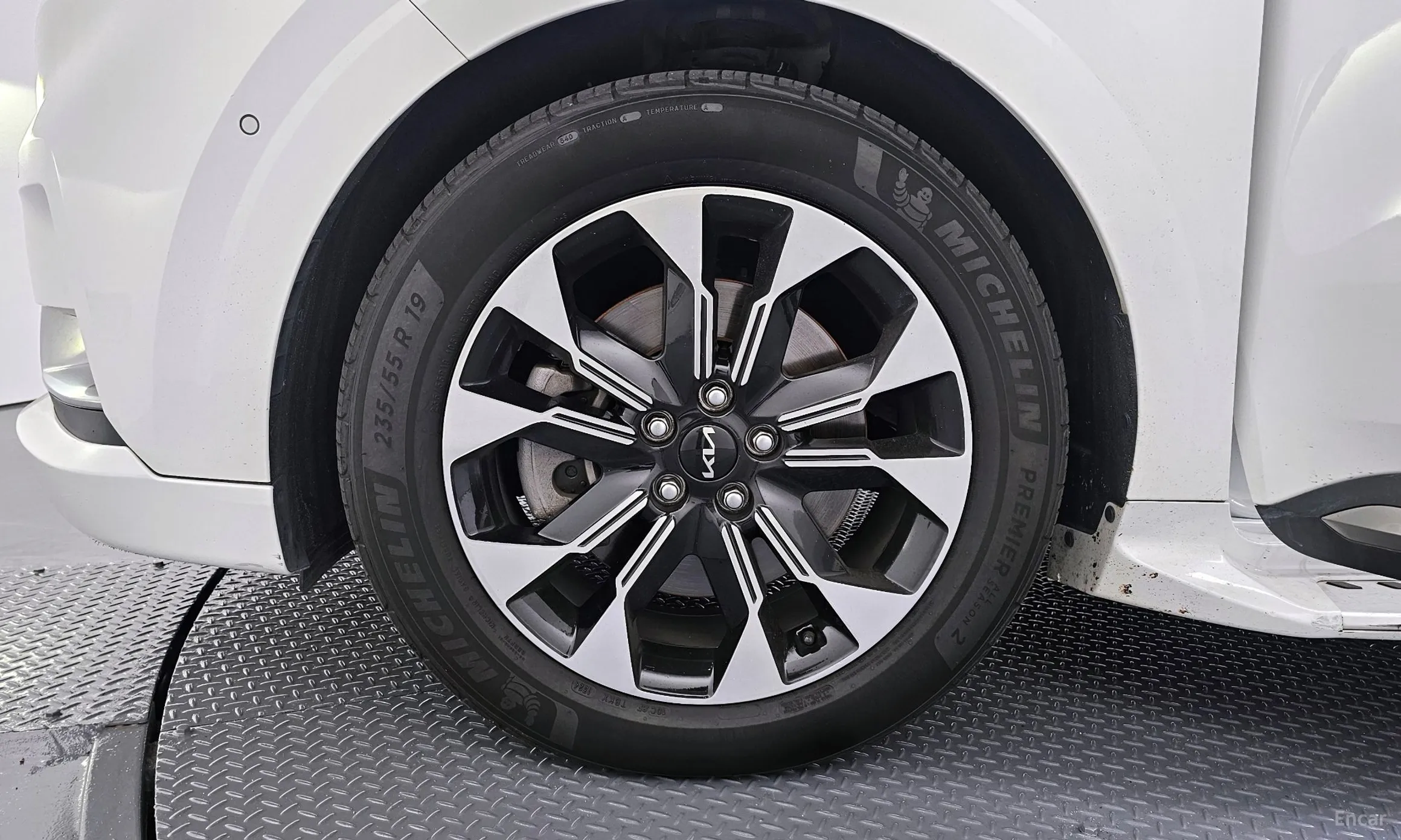 Kia Carnival Gen 4 превью 5