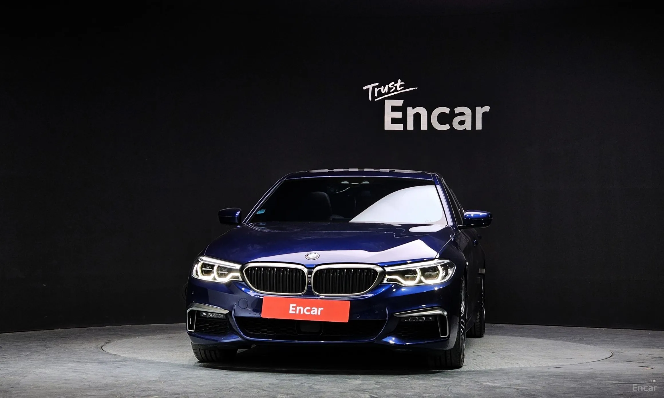 BMW 5 Series (G30) превью 3