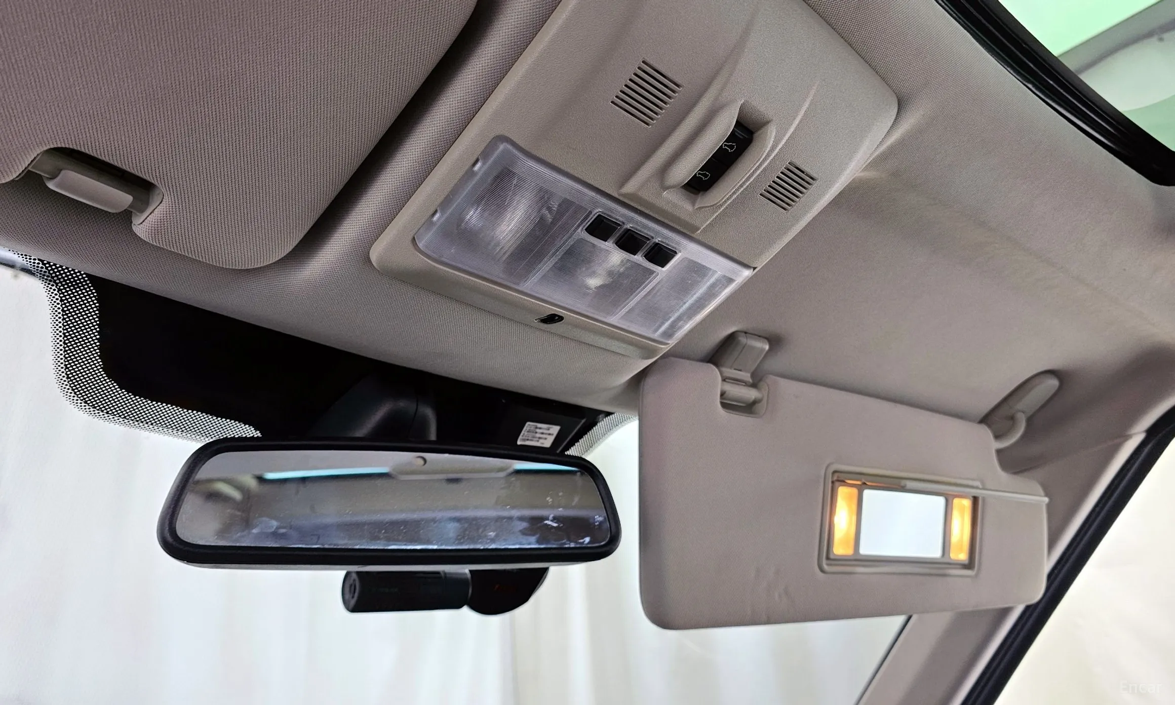 Land Rover Discovery 4 превью 17