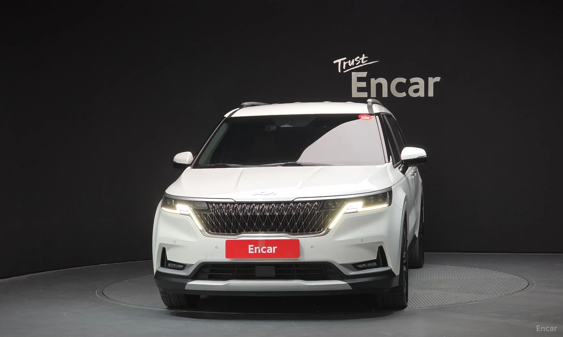 Kia Carnival Gen 4 превью 3