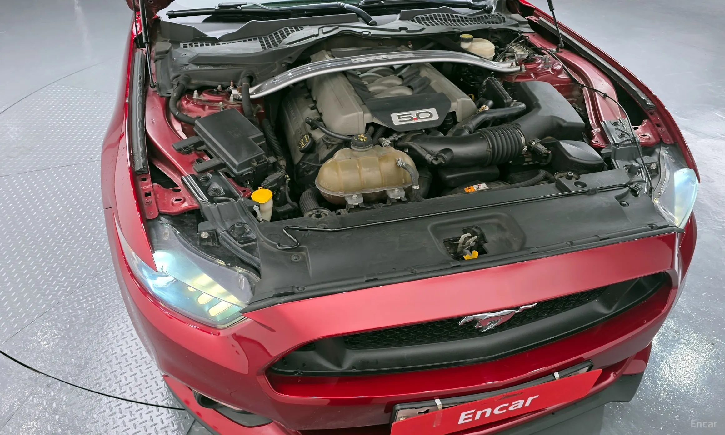 Ford Mustang превью 6