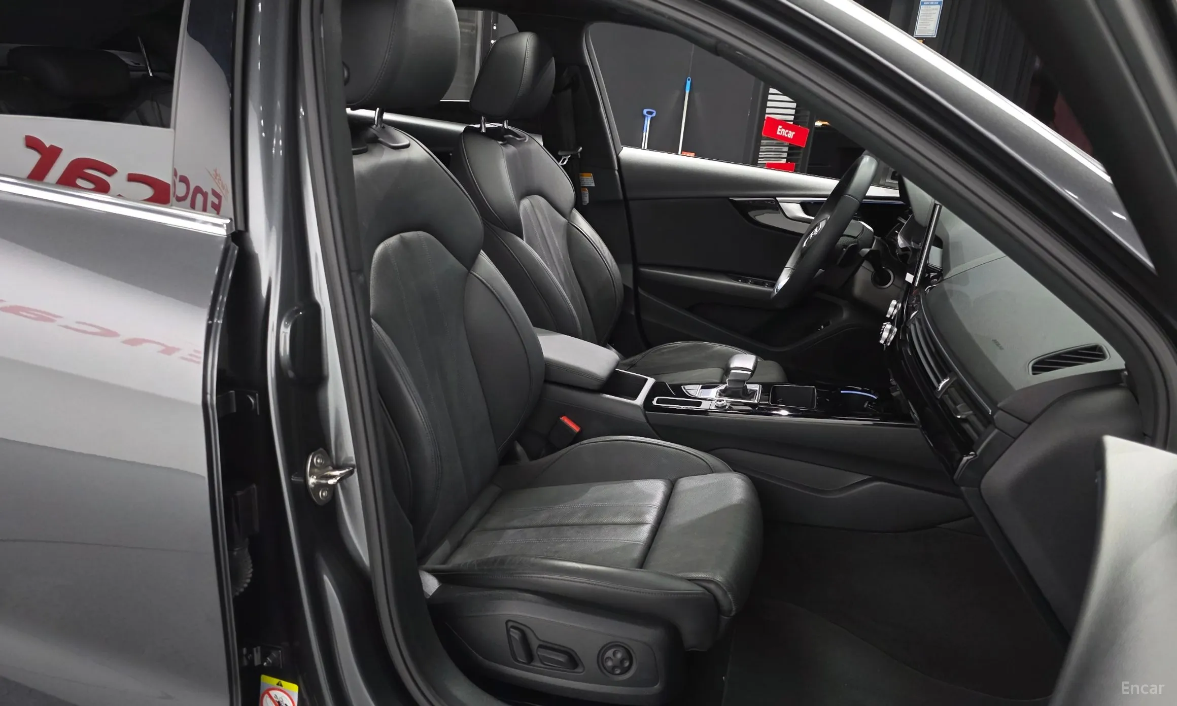 Audi A4 (B9) превью 10