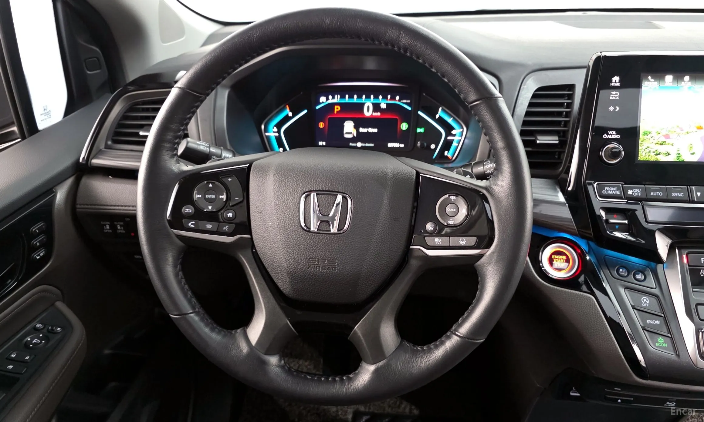 Honda Odyssey превью 14