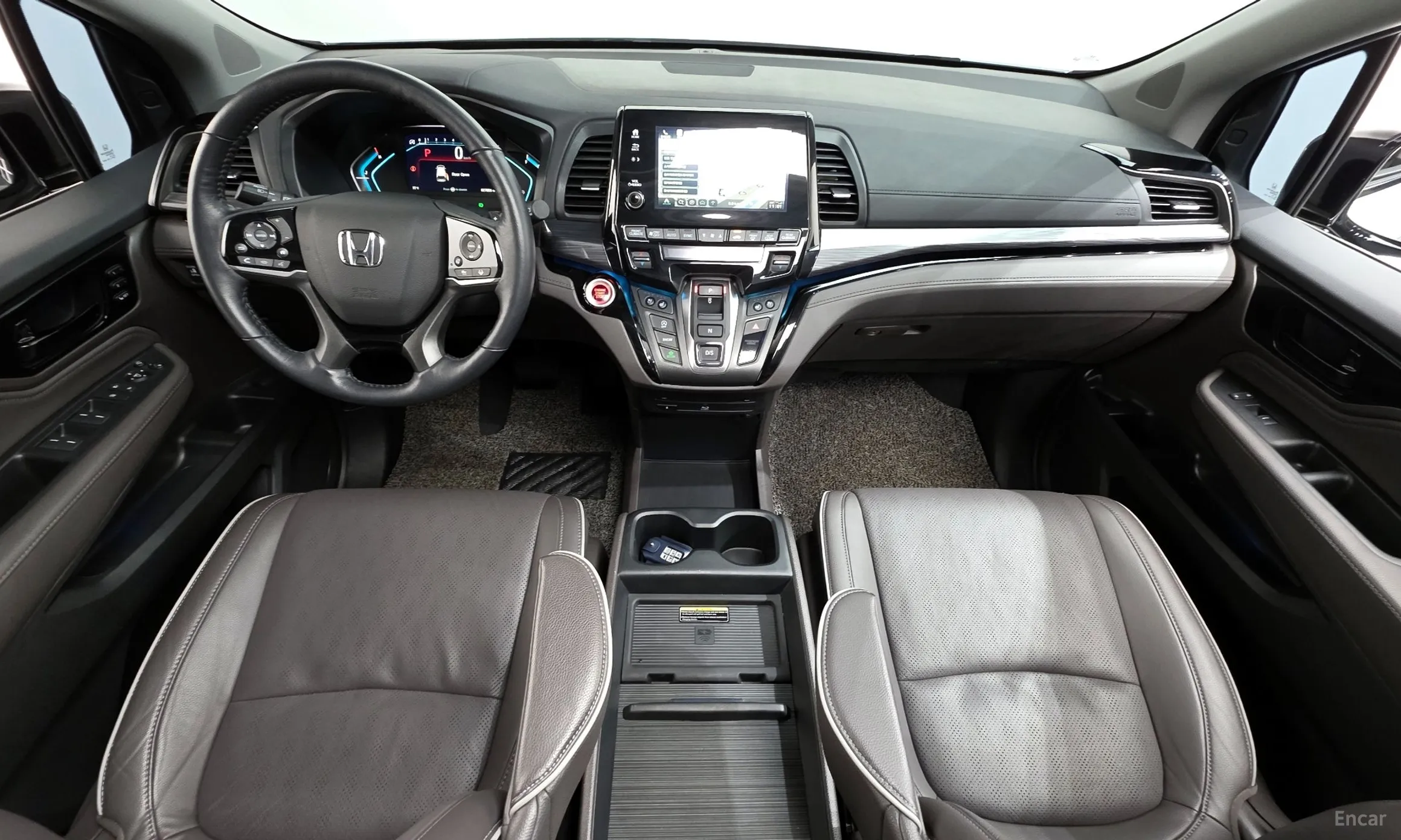 Honda Odyssey превью 7