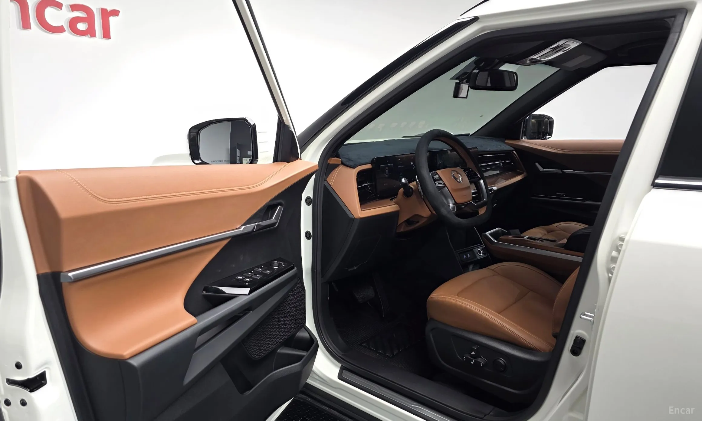 KG Mobility (SsangYong) The New Torres превью 12