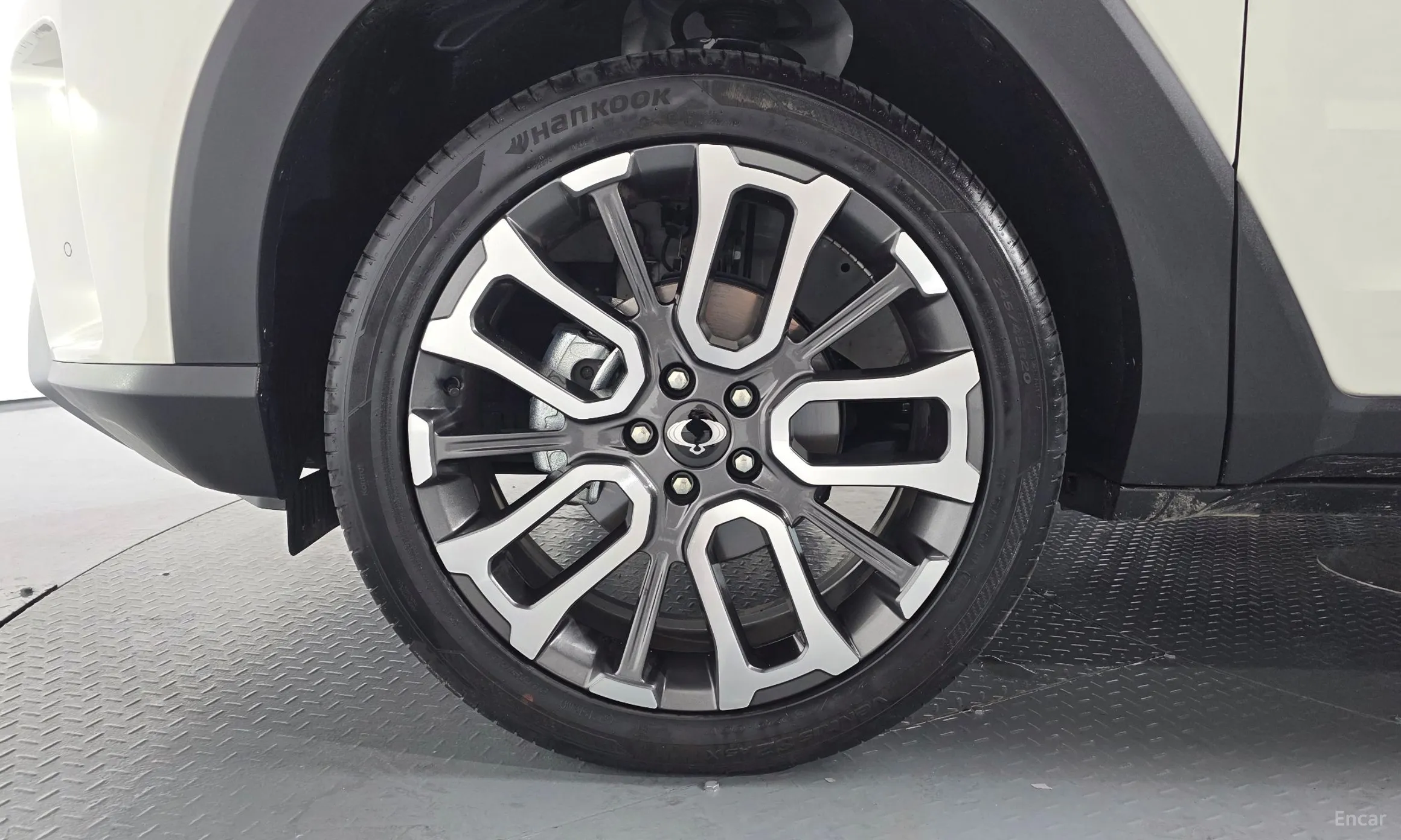 KG Mobility (SsangYong) The New Torres превью 5