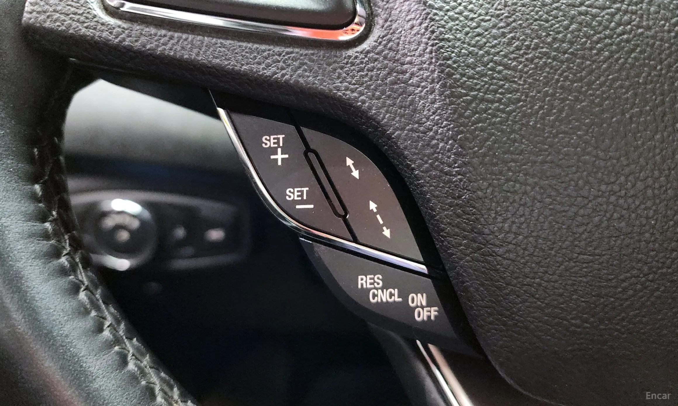 Lincoln MKC превью 19