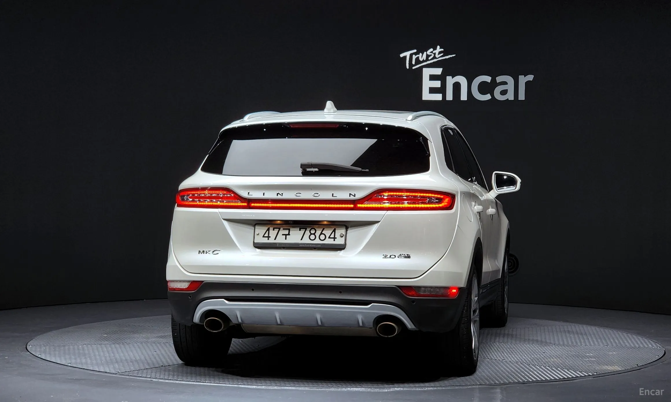 Lincoln MKC превью 4