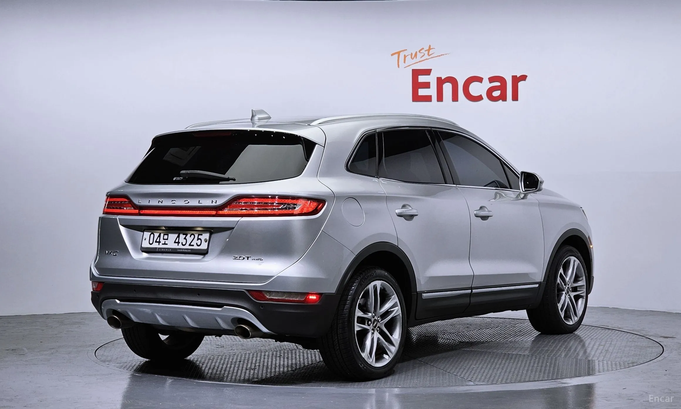 Lincoln MKC превью 2
