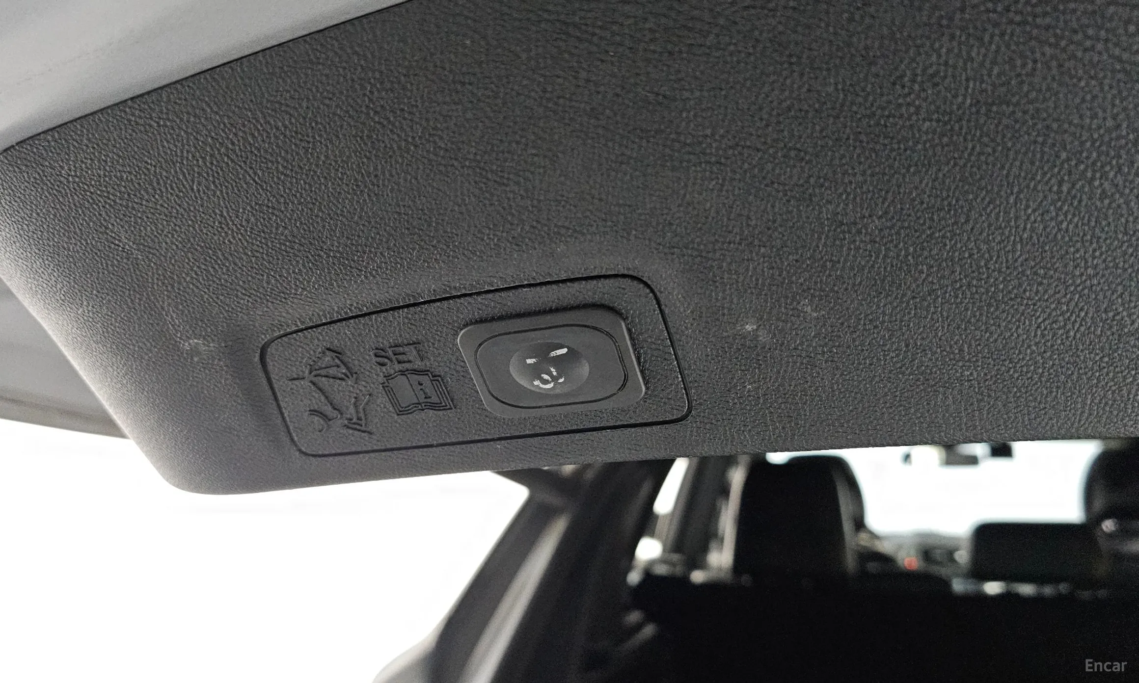Lincoln MKC превью 19