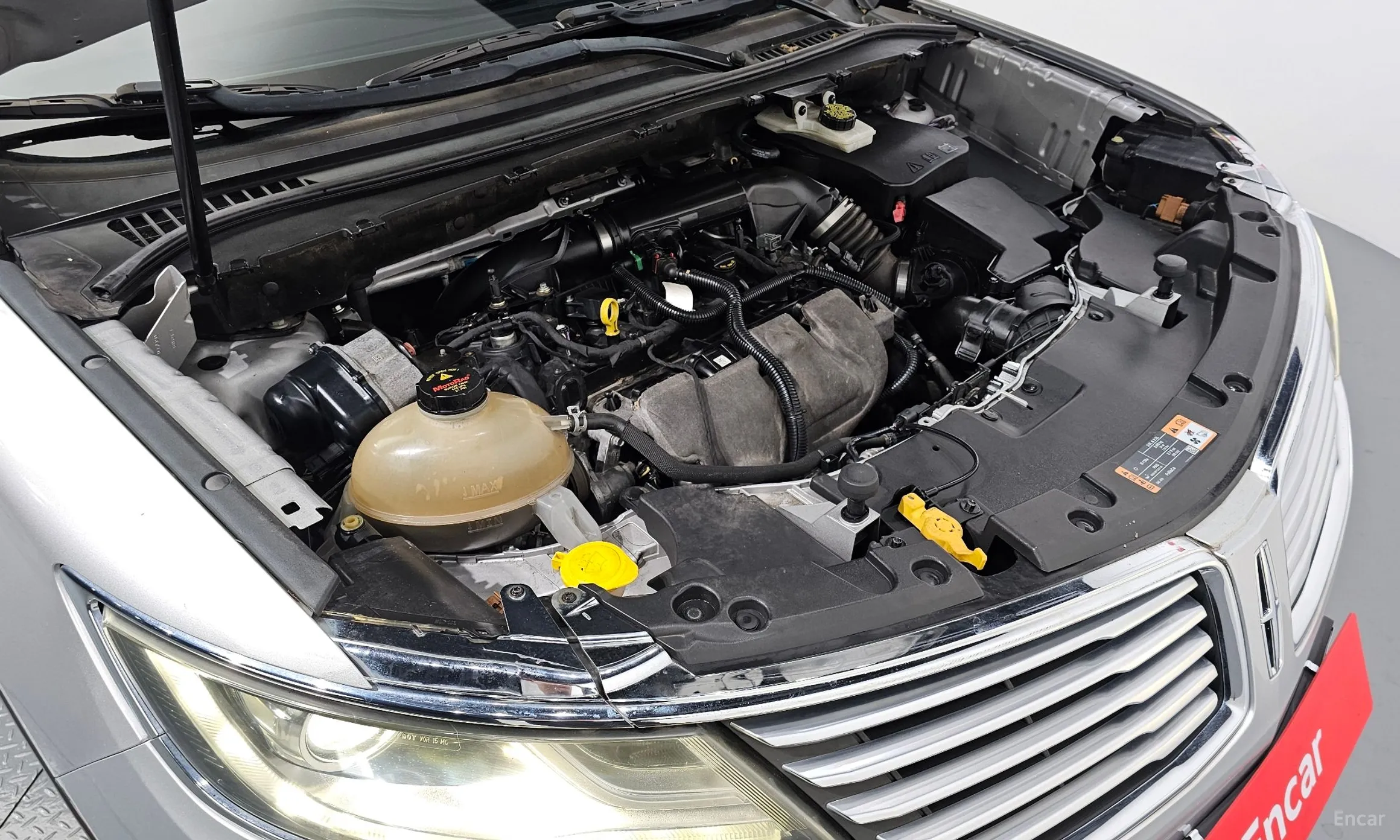 Lincoln MKC превью 6